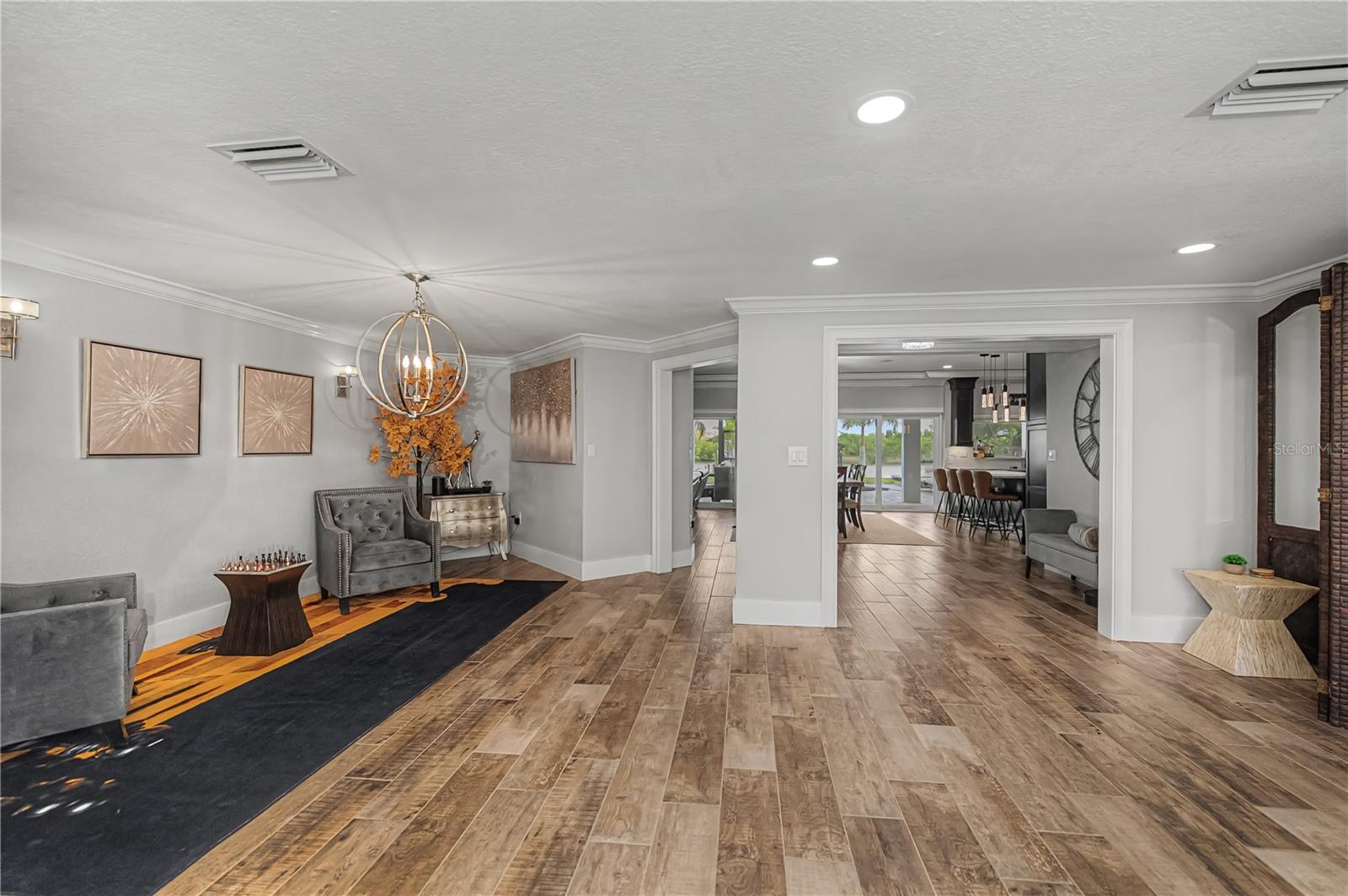 Image 23 of 96 For 2424 Harbour Drive