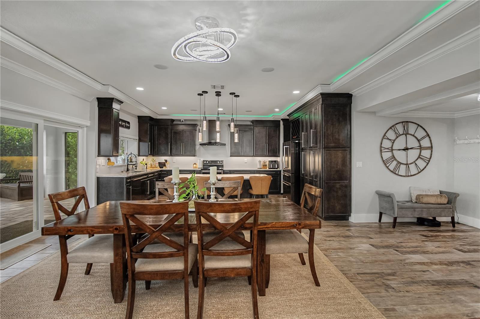 Image 35 of 96 For 2424 Harbour Drive