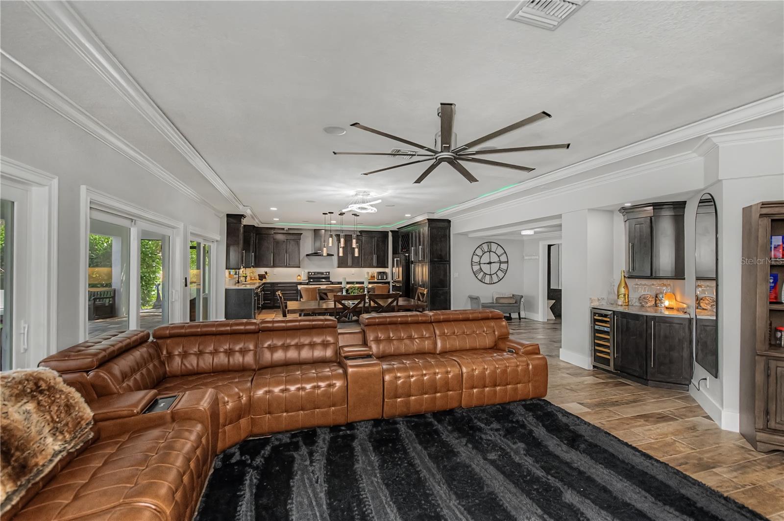 Image 37 of 96 For 2424 Harbour Drive