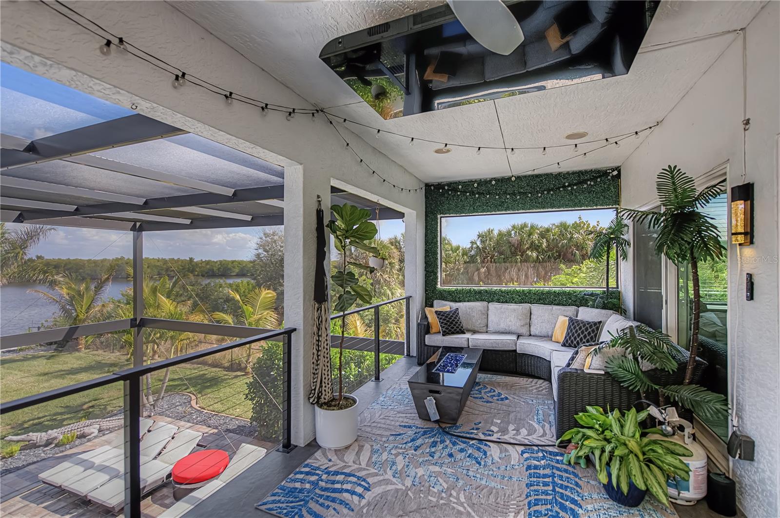 Image 58 of 96 For 2424 Harbour Drive