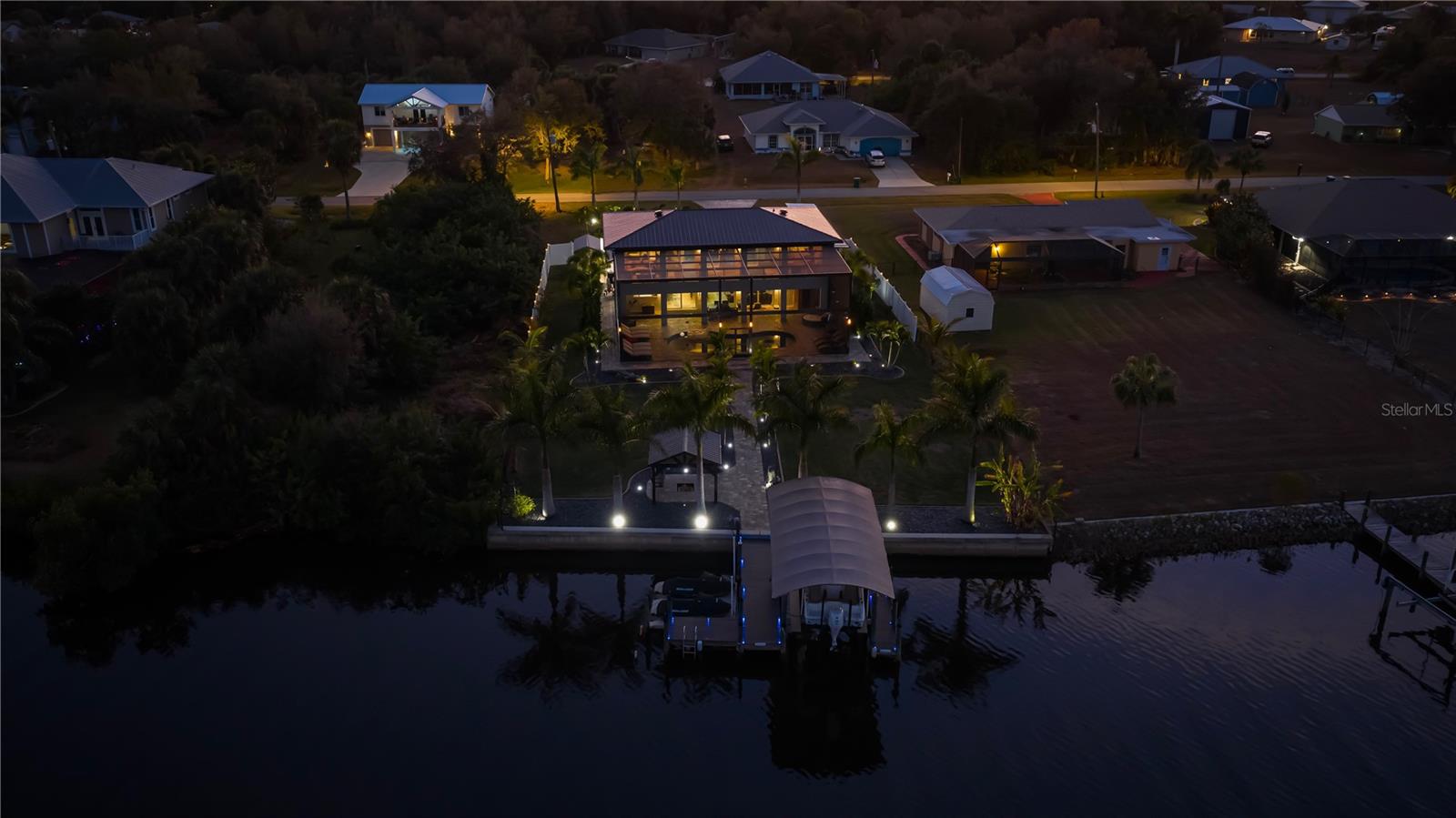 Image 7 of 96 For 2424 Harbour Drive