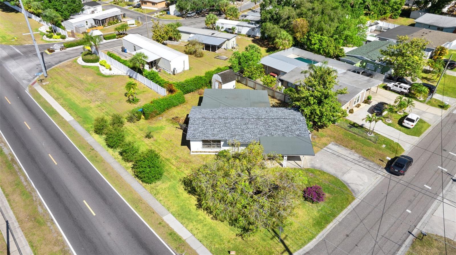 Image 34 of 44 For 815 Papaya Drive