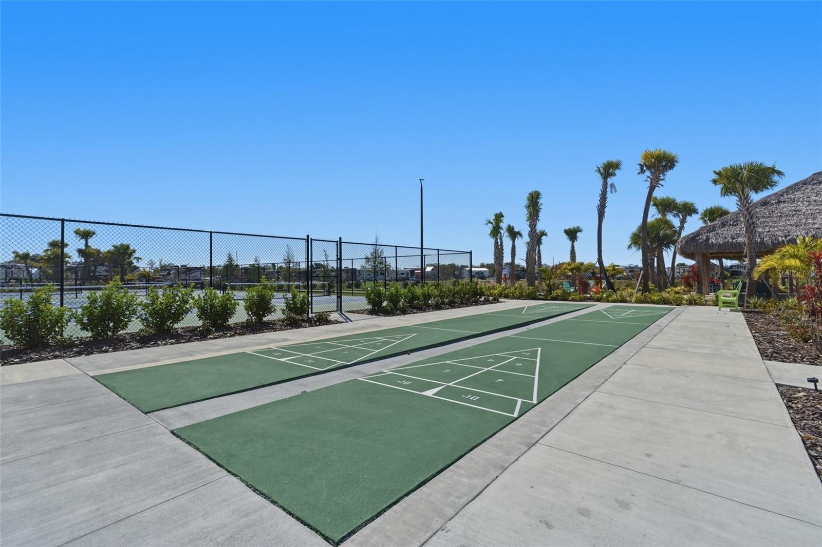 Image 16 of 23 For 232 Riverclub Court