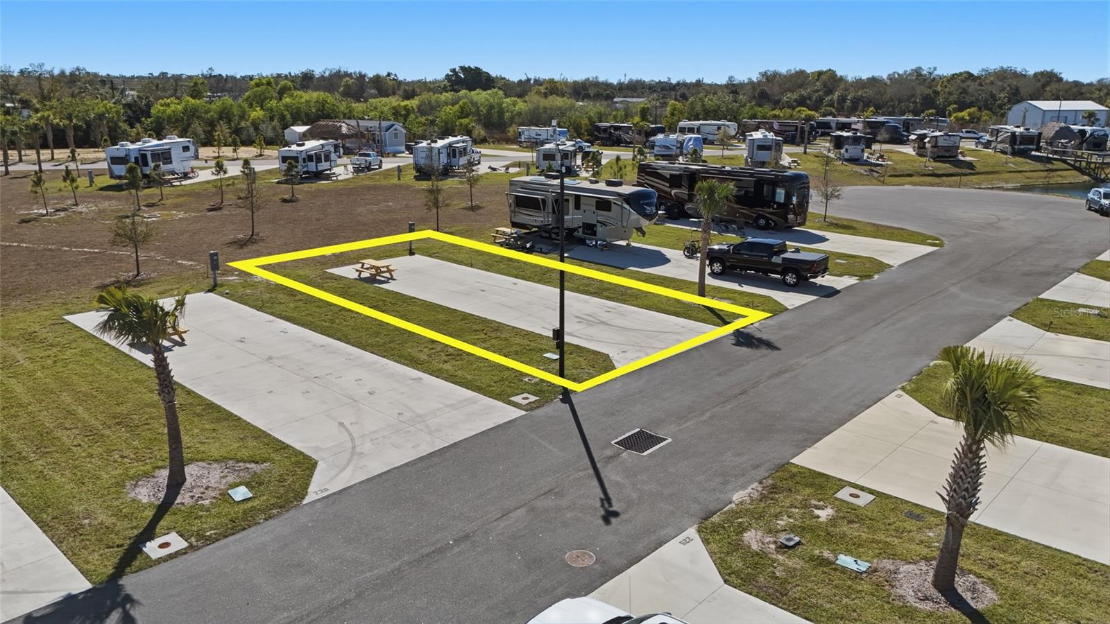 Image 8 of 23 For 232 Riverclub Court