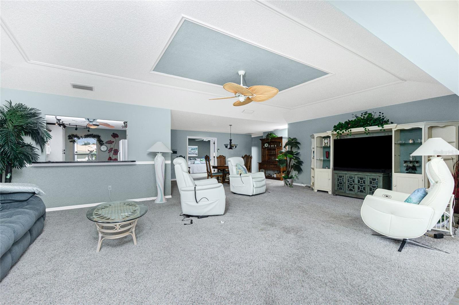 Image 22 of 91 For 11409 Courtney Drive