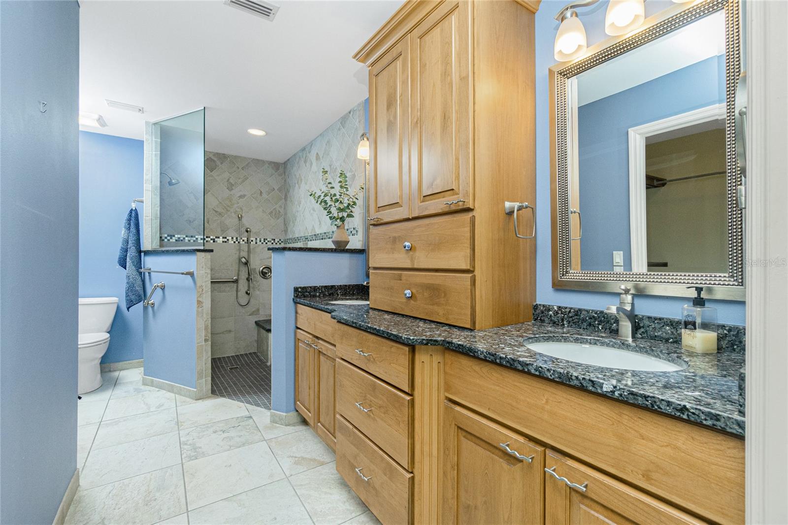 Image 44 of 91 For 11409 Courtney Drive