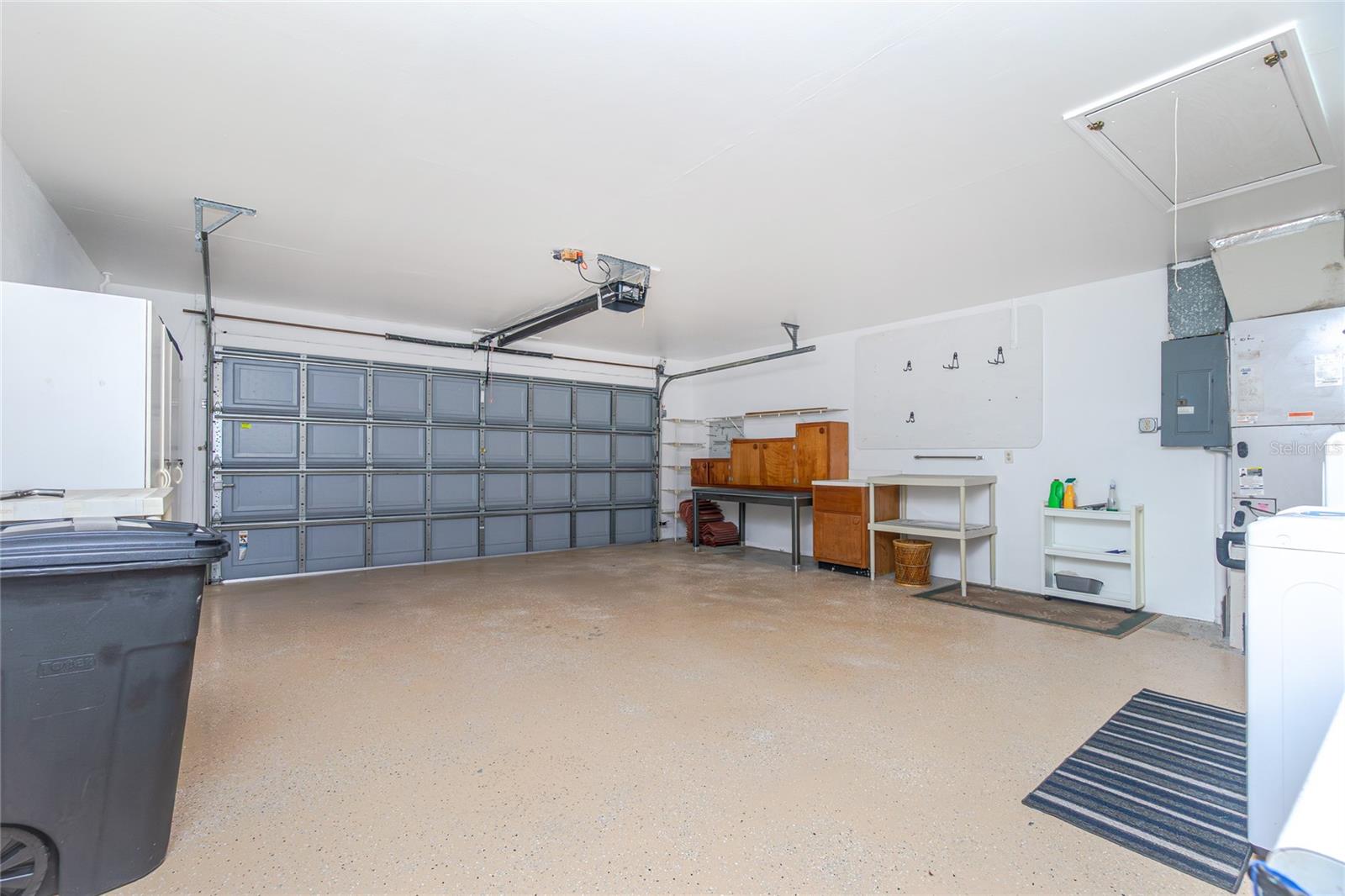 Image 57 of 91 For 11409 Courtney Drive