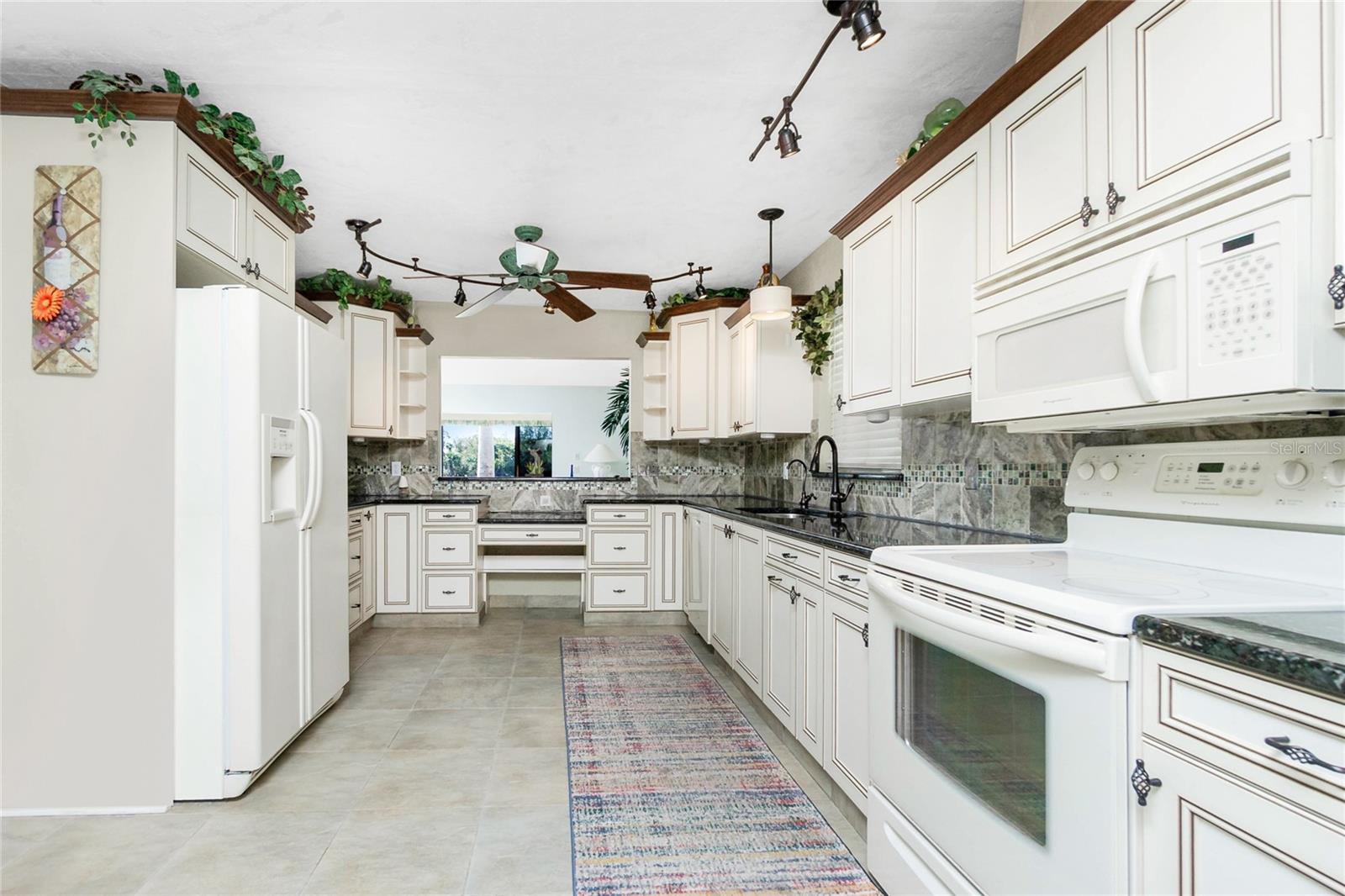 Image 8 of 91 For 11409 Courtney Drive