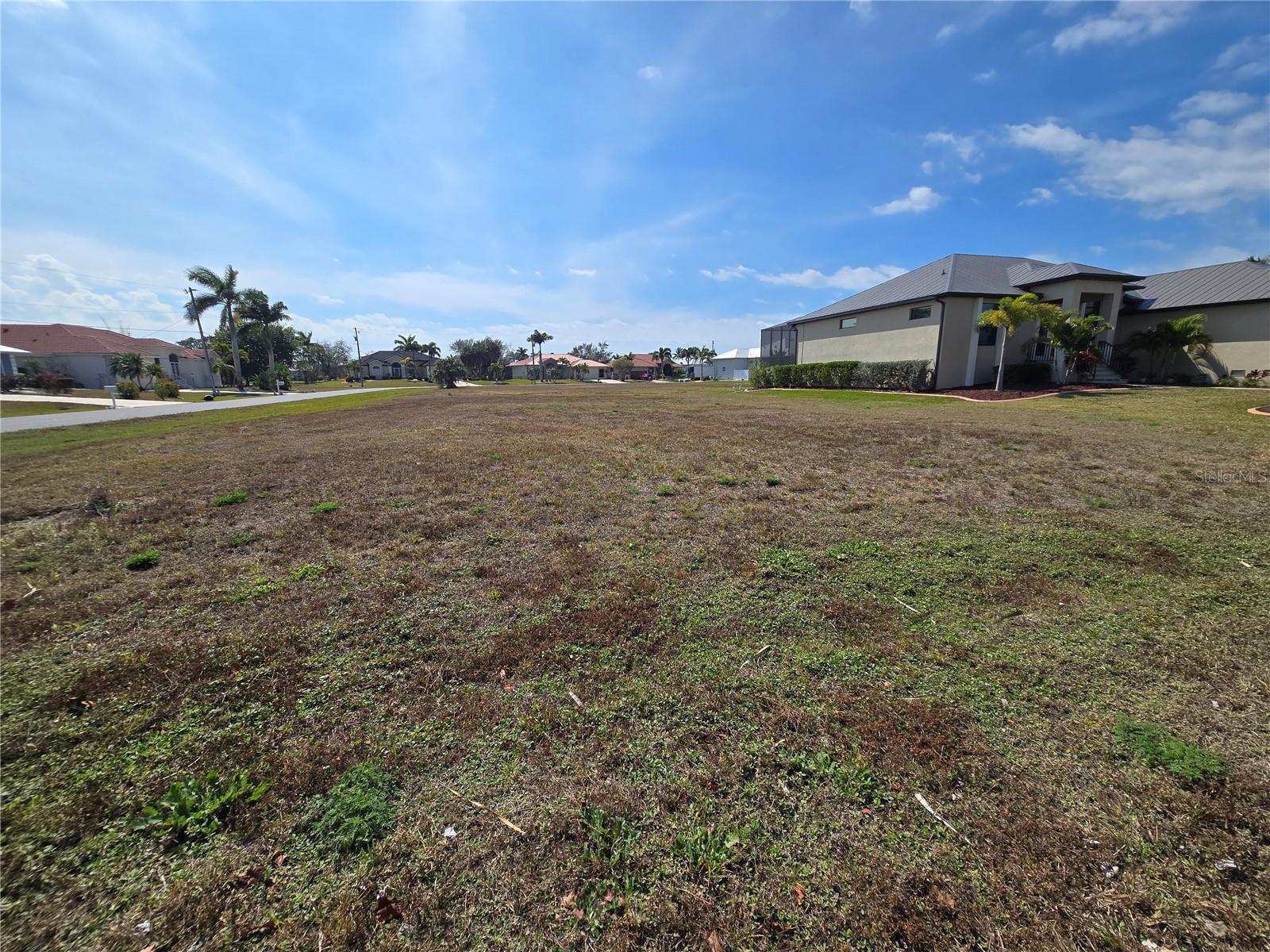 Image 4 of 16 For 24355 Matias Lane