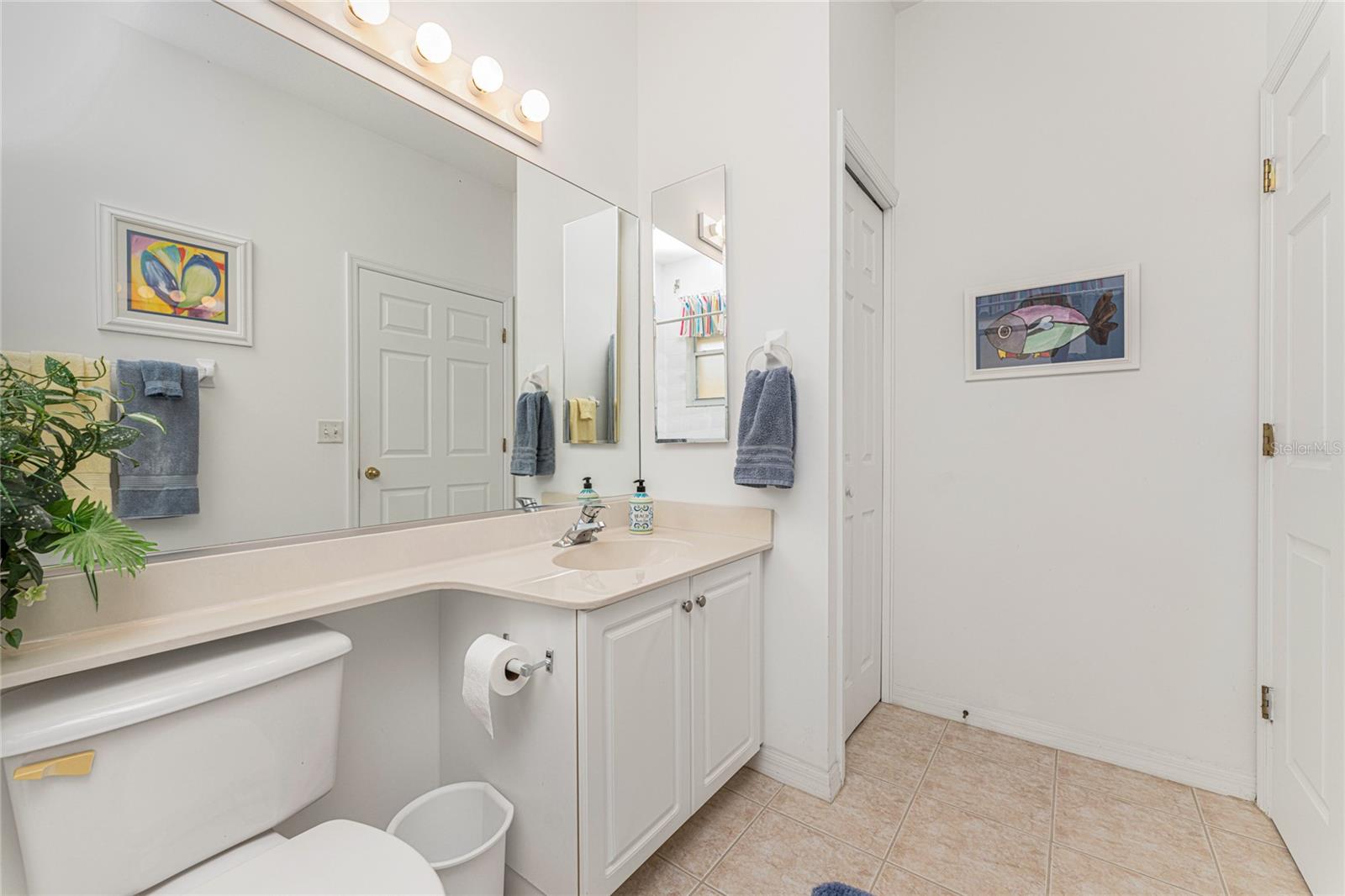 Image 16 of 56 For 2002 Bal Harbor Boulevard 1921