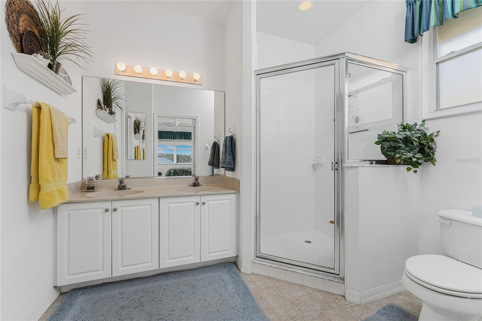 Image 24 of 56 For 2002 Bal Harbor Boulevard 1921