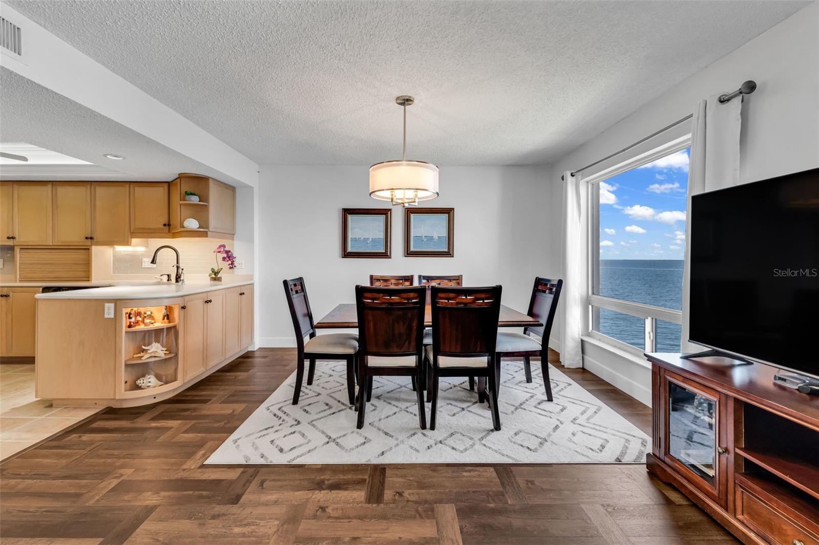 Image 10 of 35 For 1 Colony Point Drive 13c