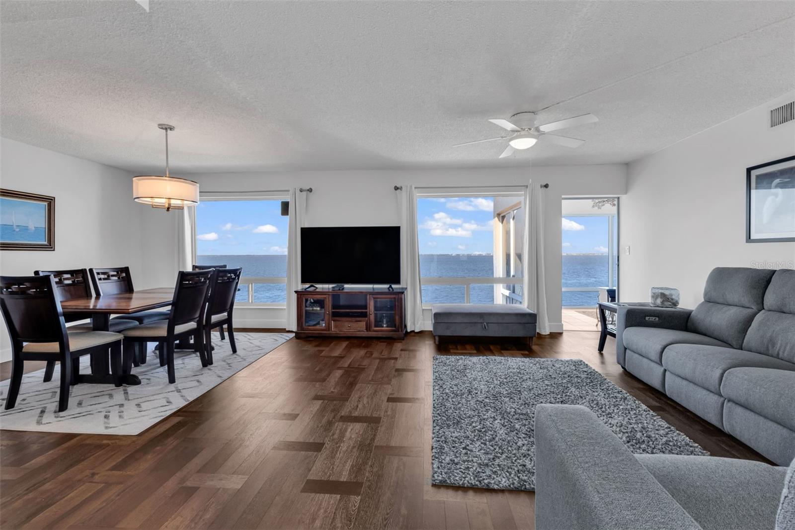 Image 6 of 35 For 1 Colony Point Drive 13c