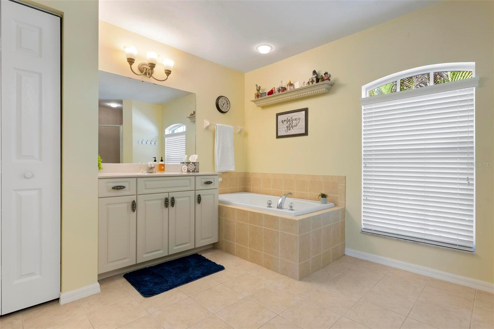 Image 31 of 44 For 2863 Paddock Avenue