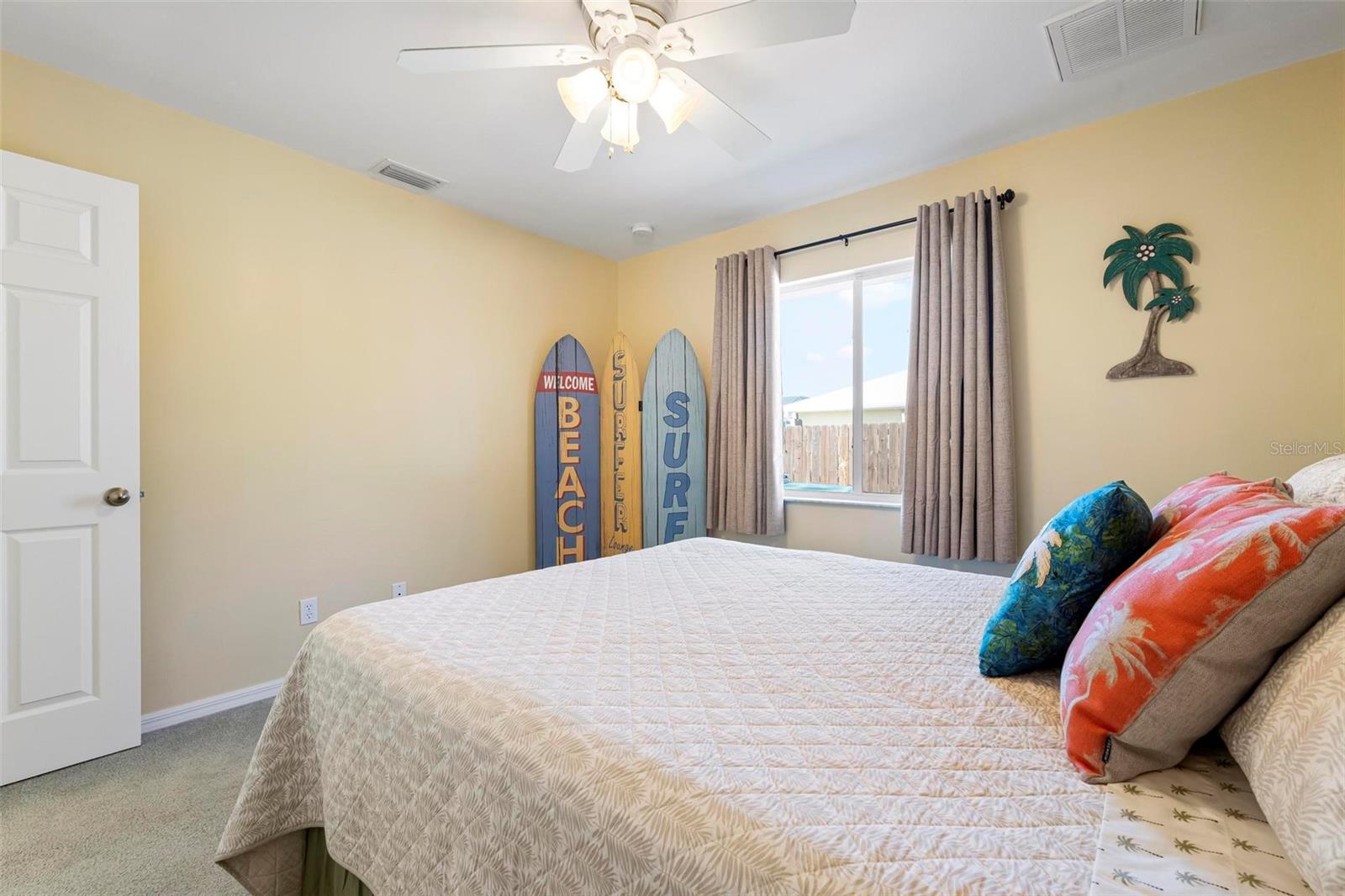 Image 33 of 44 For 2863 Paddock Avenue