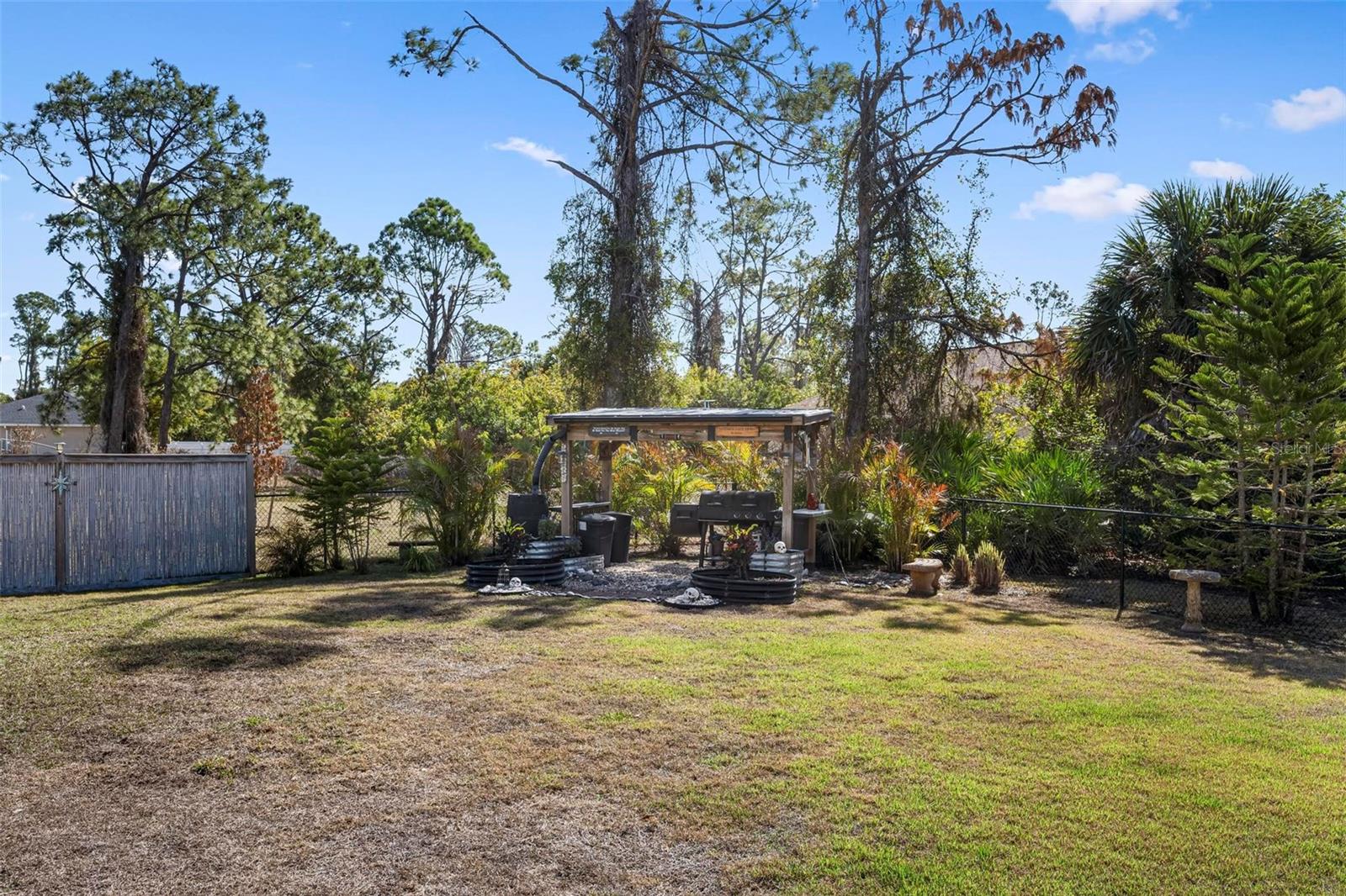 Image 41 of 44 For 2863 Paddock Avenue