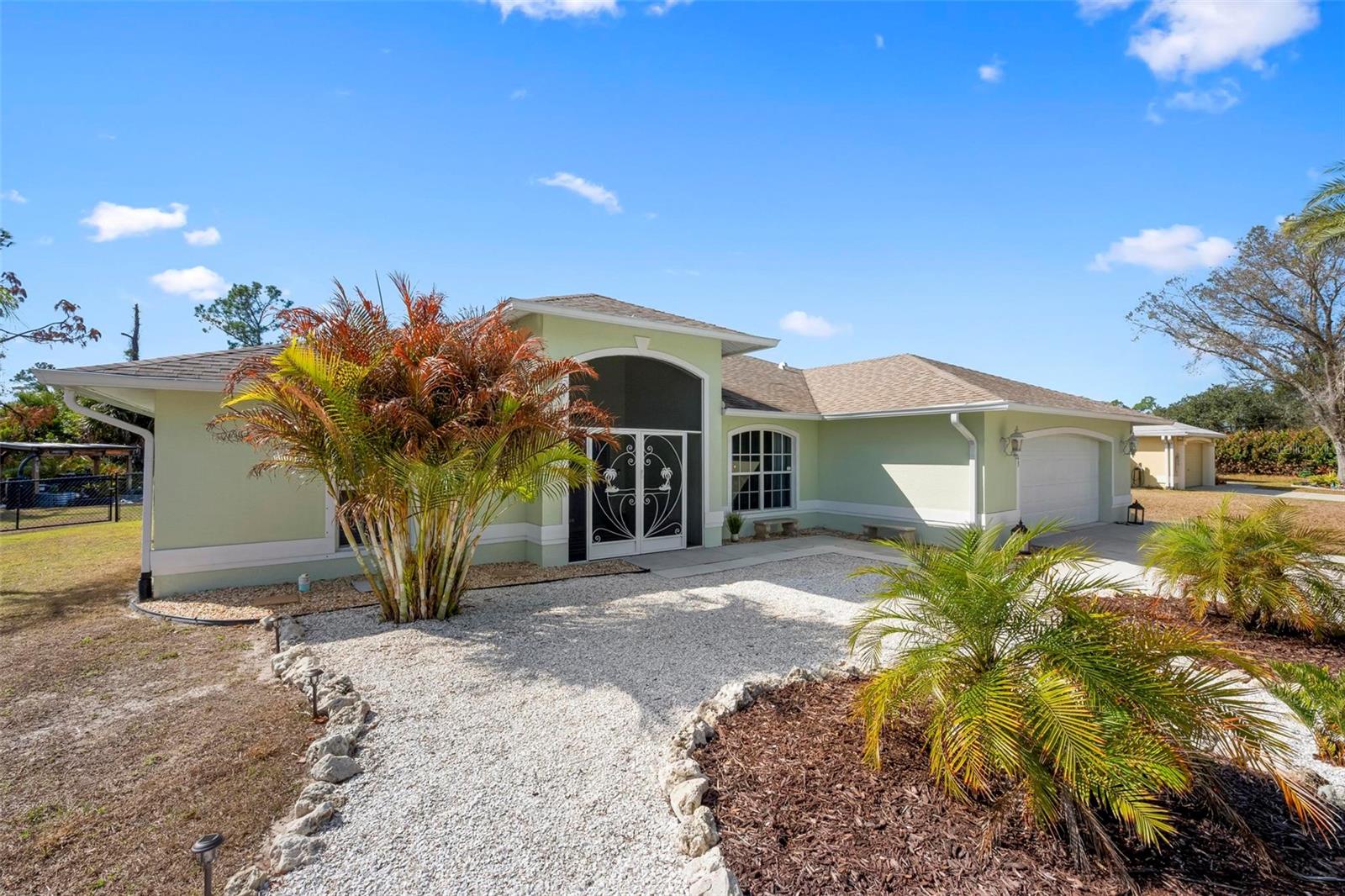 Image 5 of 44 For 2863 Paddock Avenue