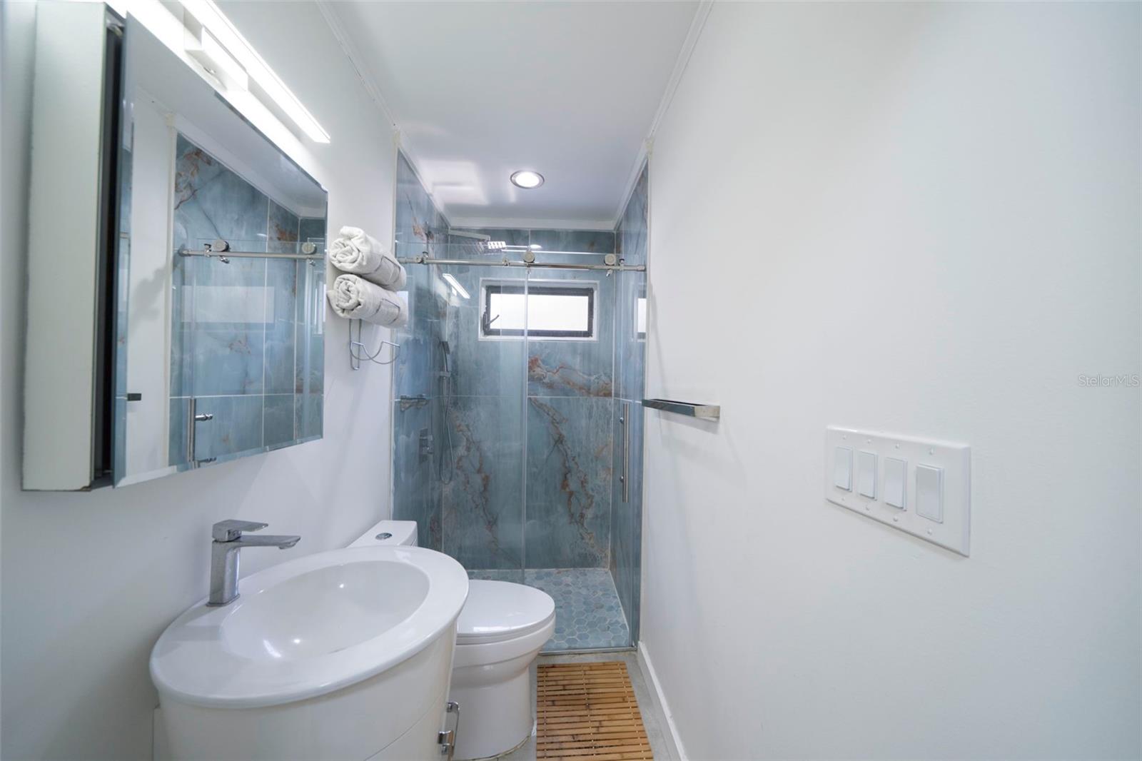 Image 29 of 58 For 4359 Cr 78