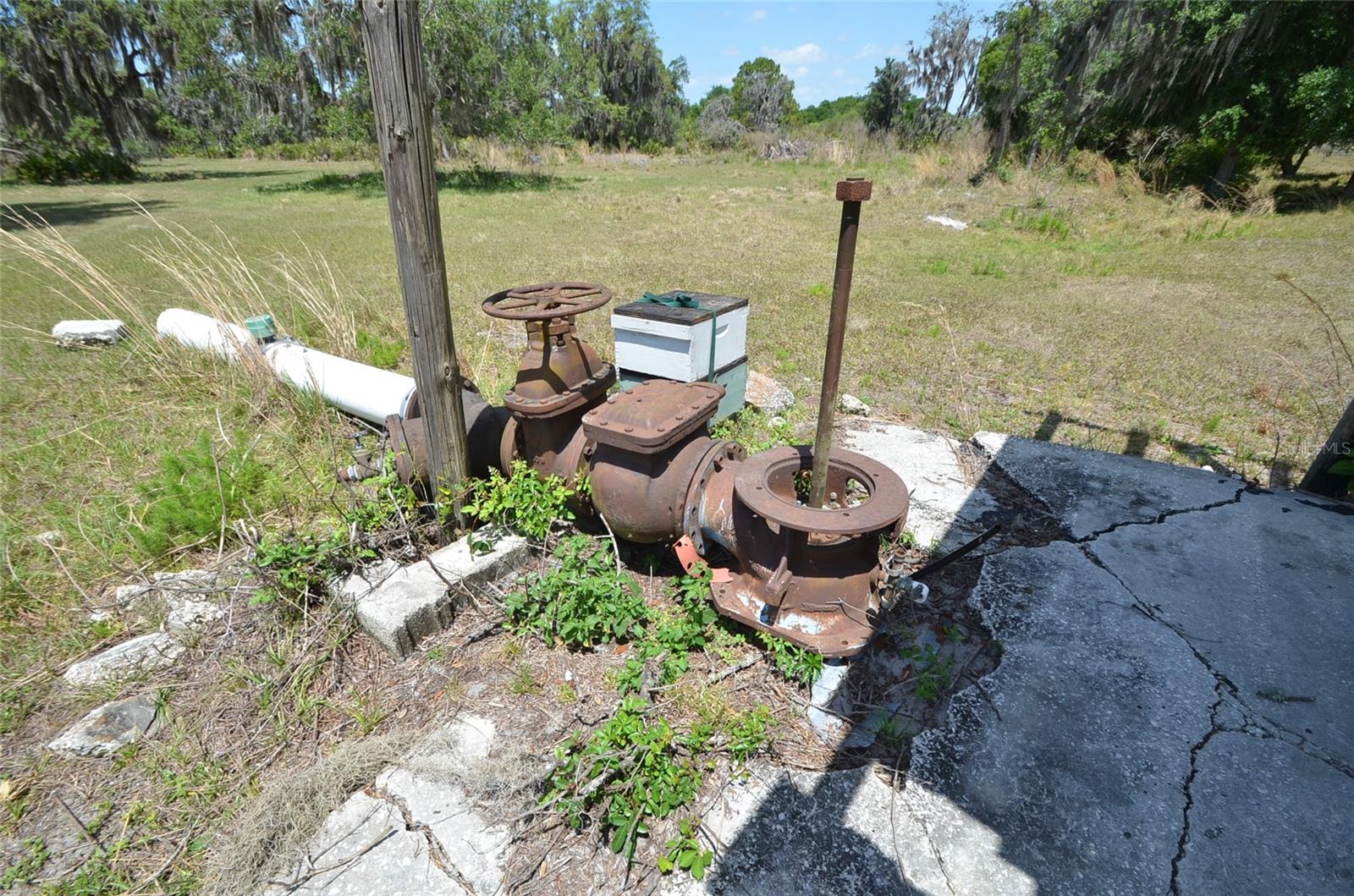 Image 7 of 19 For 834 Logue Road