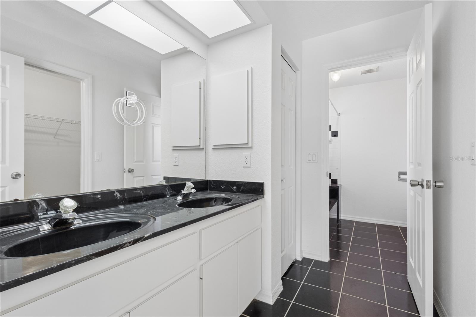 Image 15 of 25 For 1054 General Street