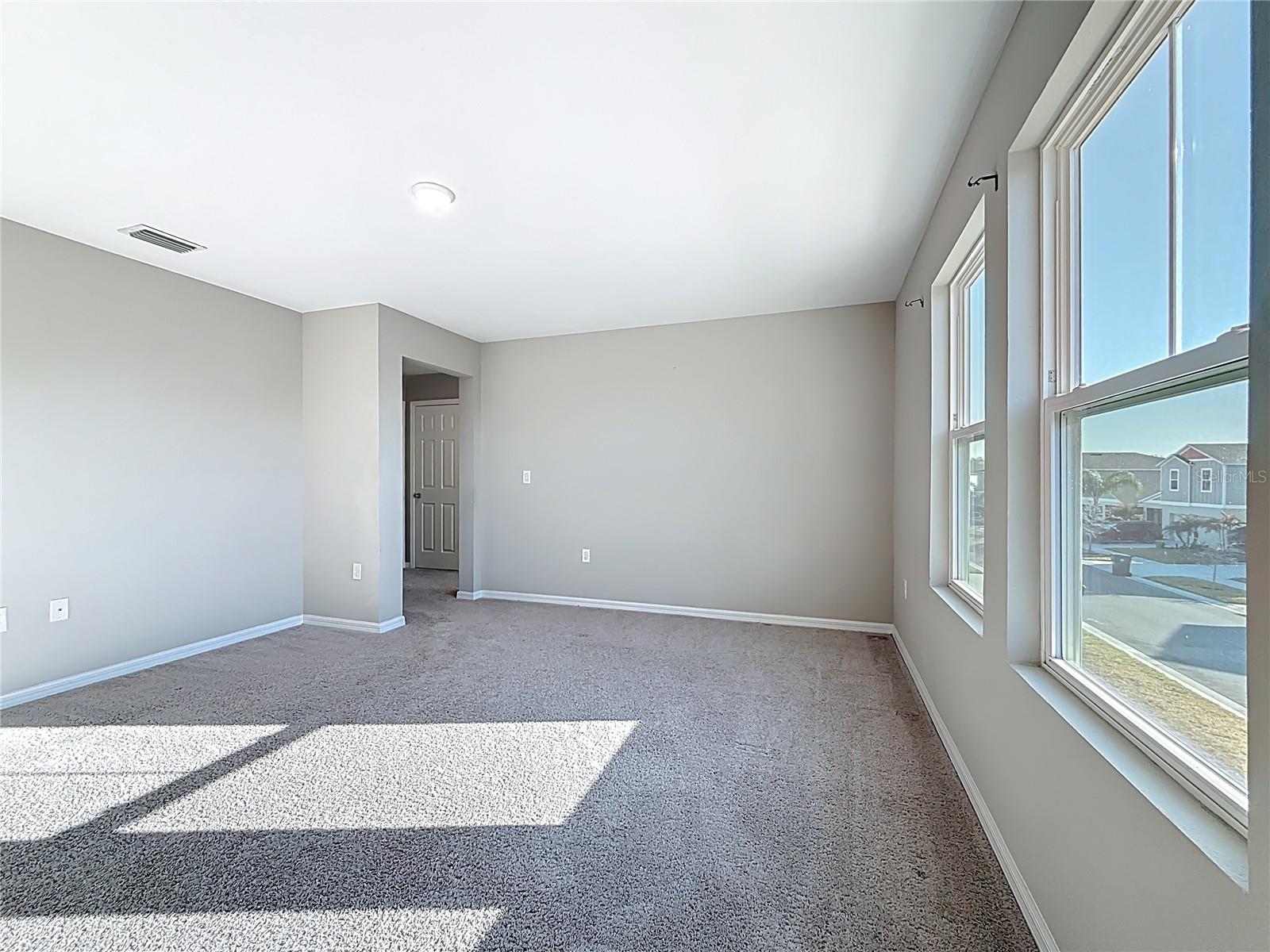 Image 27 of 55 For 12892 Tannencrest Drive