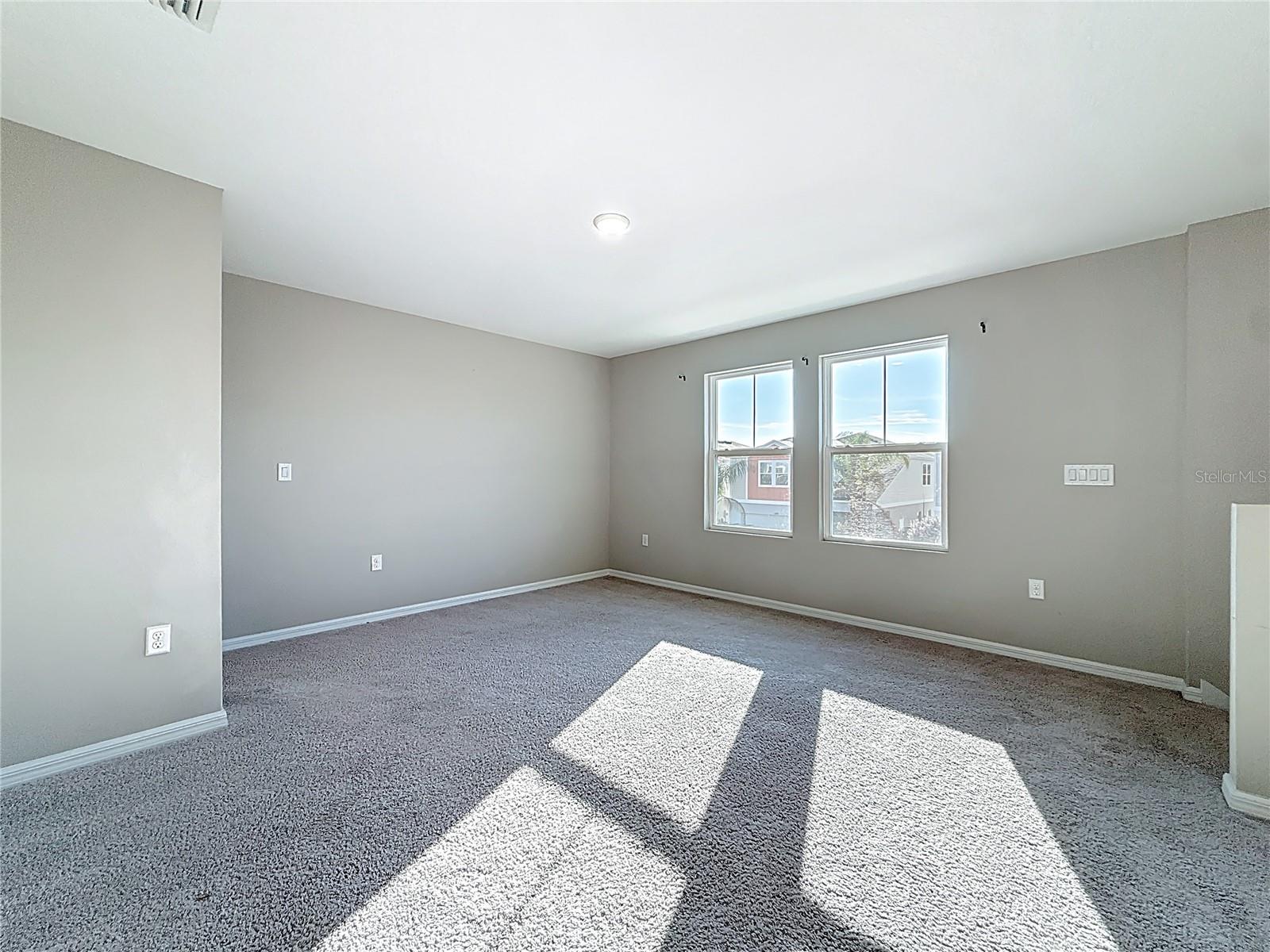 Image 28 of 55 For 12892 Tannencrest Drive