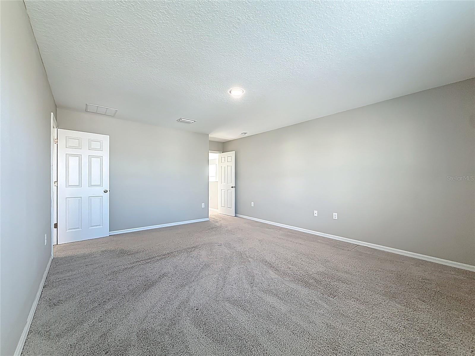 Image 32 of 55 For 12892 Tannencrest Drive