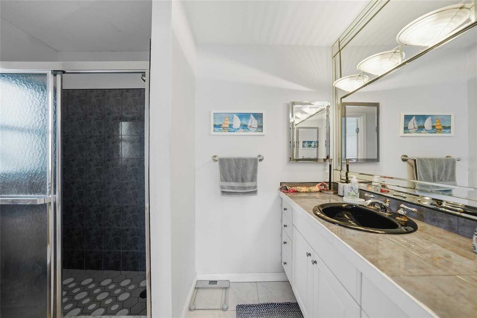 Image 15 of 35 For 1012 Webster Avenue Nw