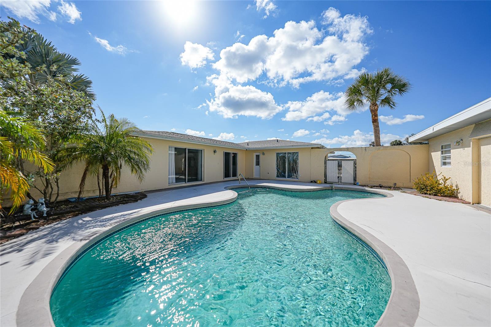 Image 23 of 35 For 1012 Webster Avenue Nw