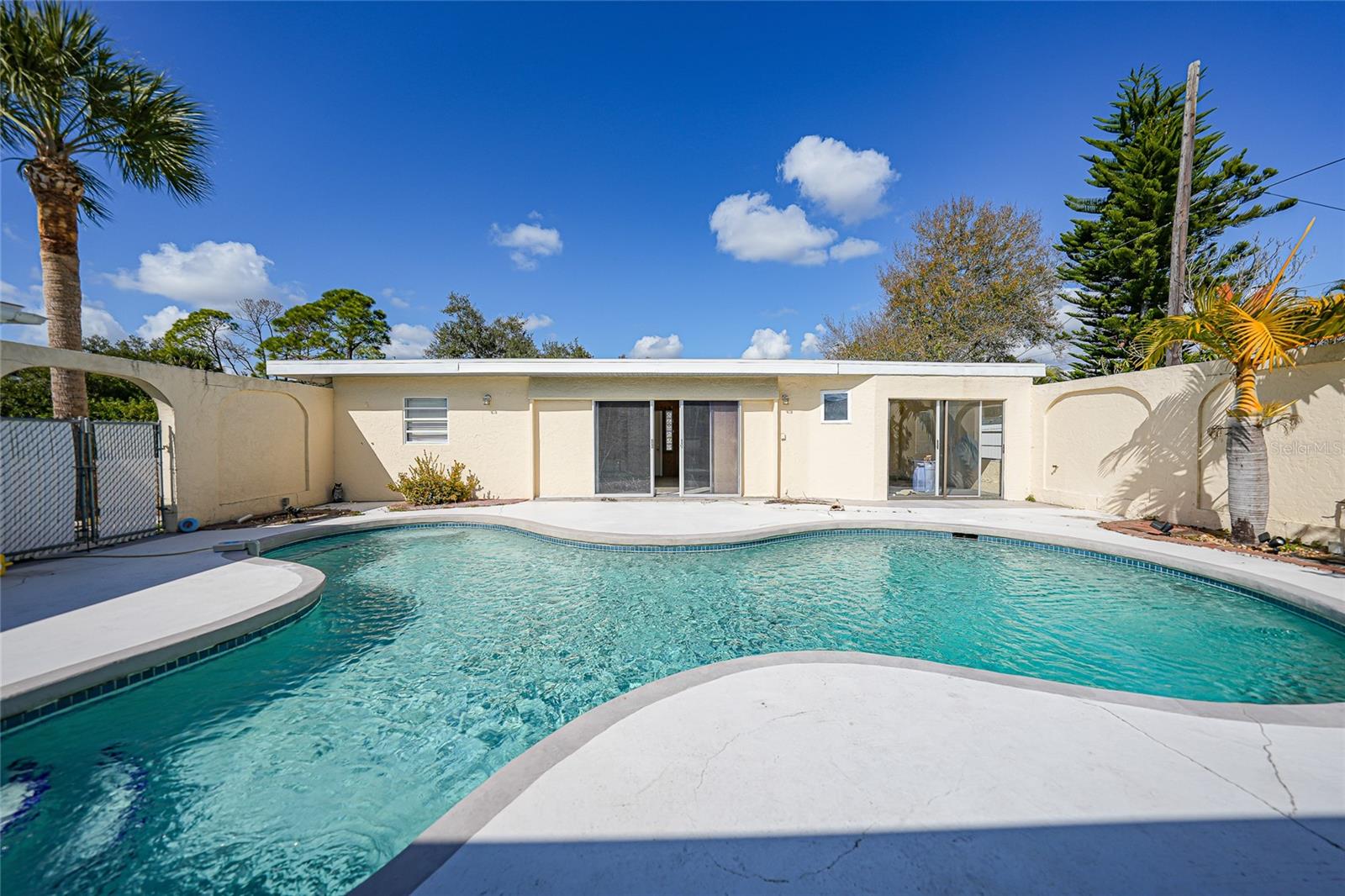 Image 26 of 35 For 1012 Webster Avenue Nw