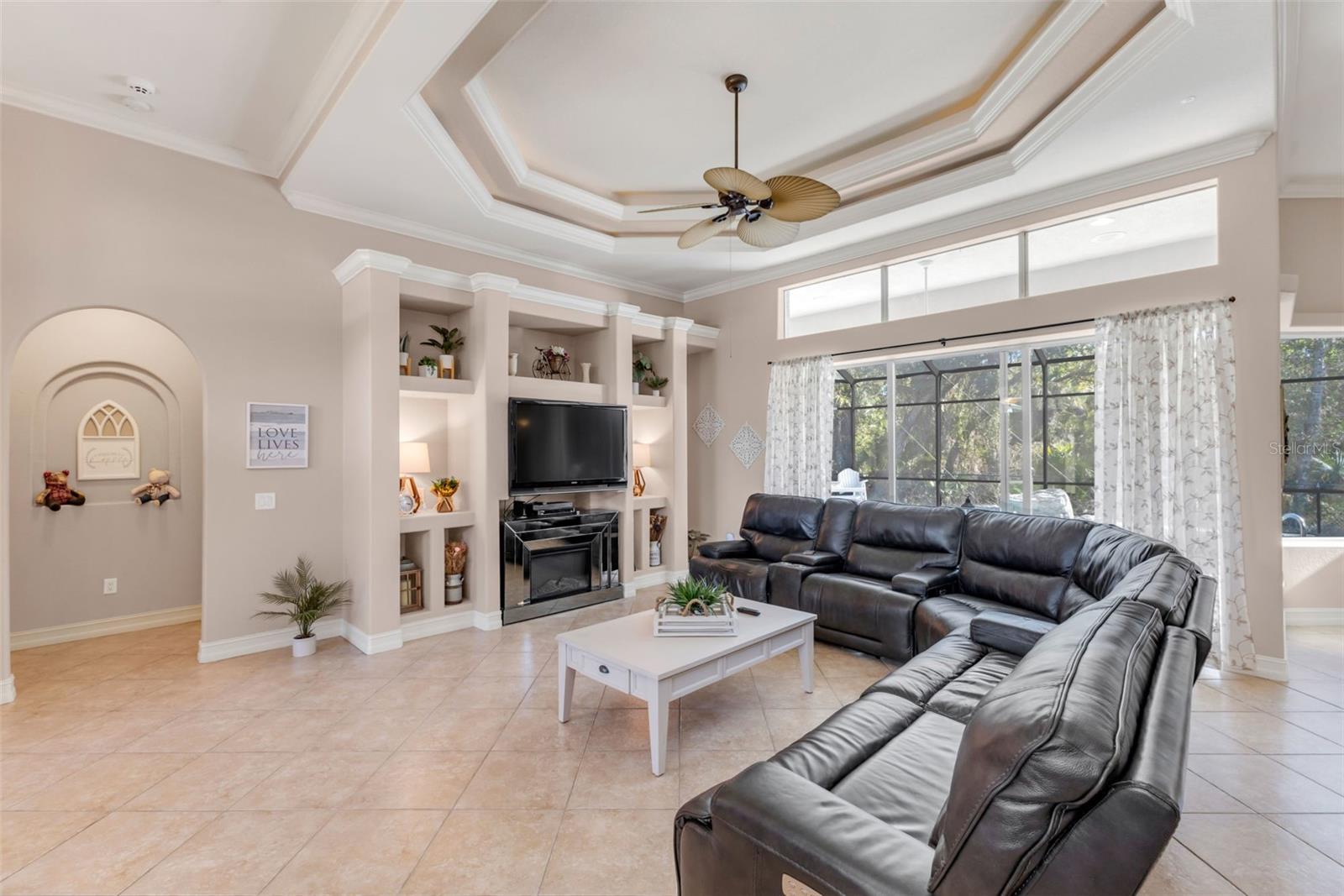 Image 12 of 73 For 17363 Wellsley Avenue