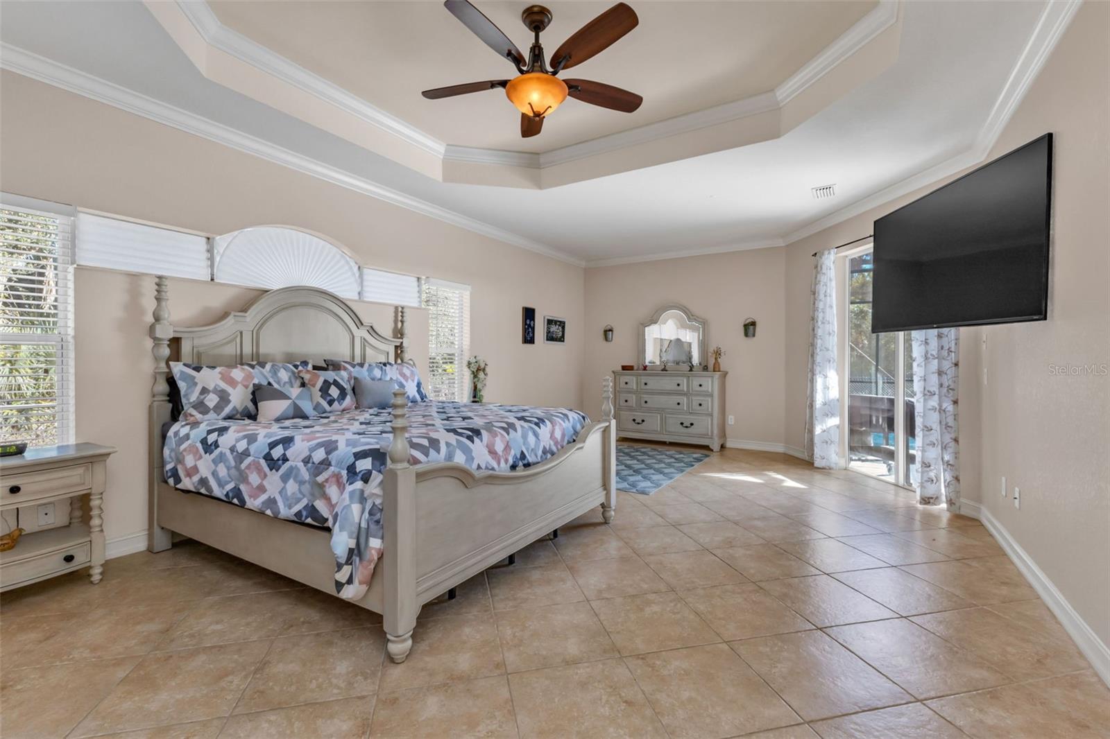 Image 27 of 73 For 17363 Wellsley Avenue