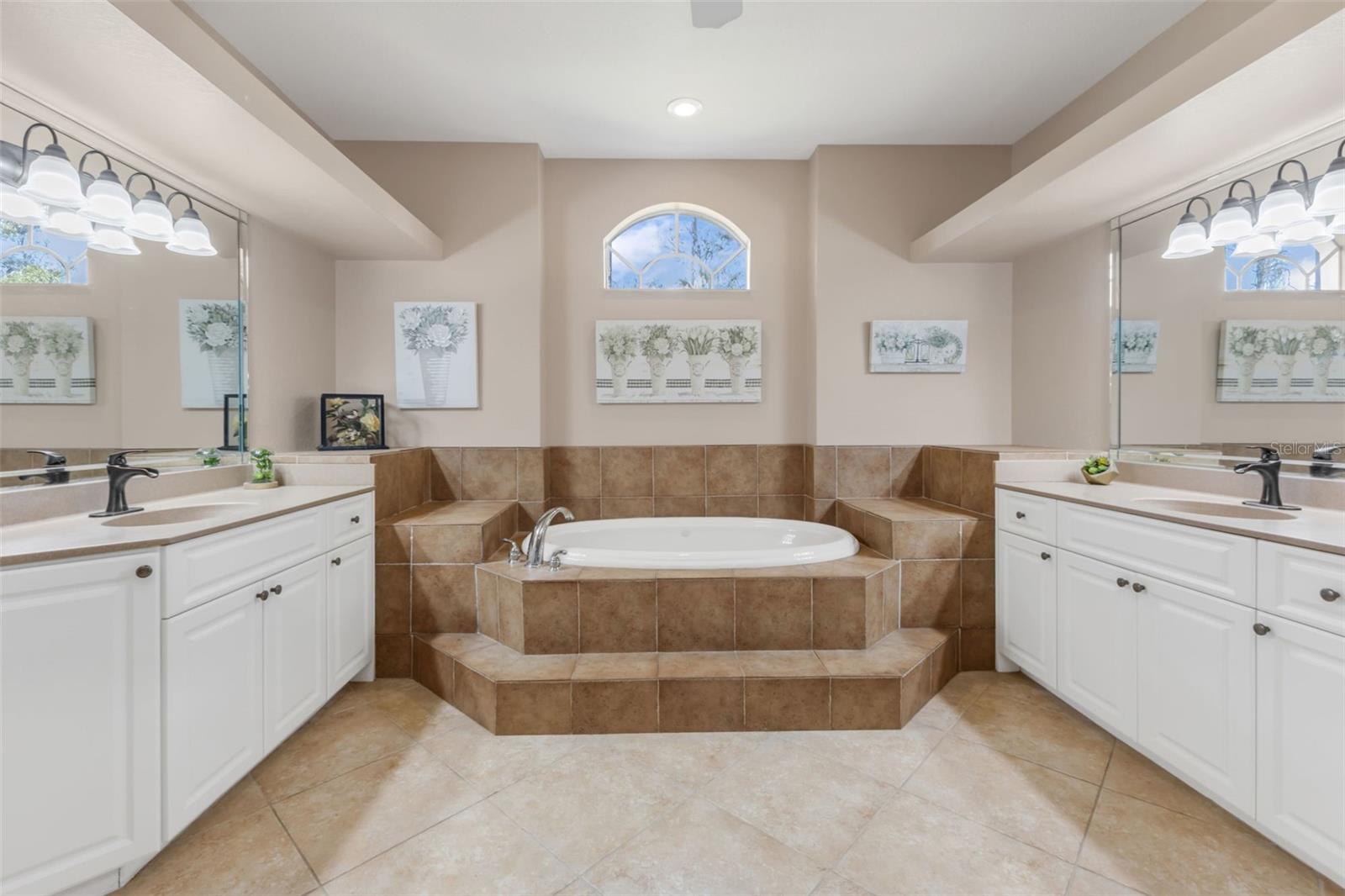 Image 31 of 73 For 17363 Wellsley Avenue