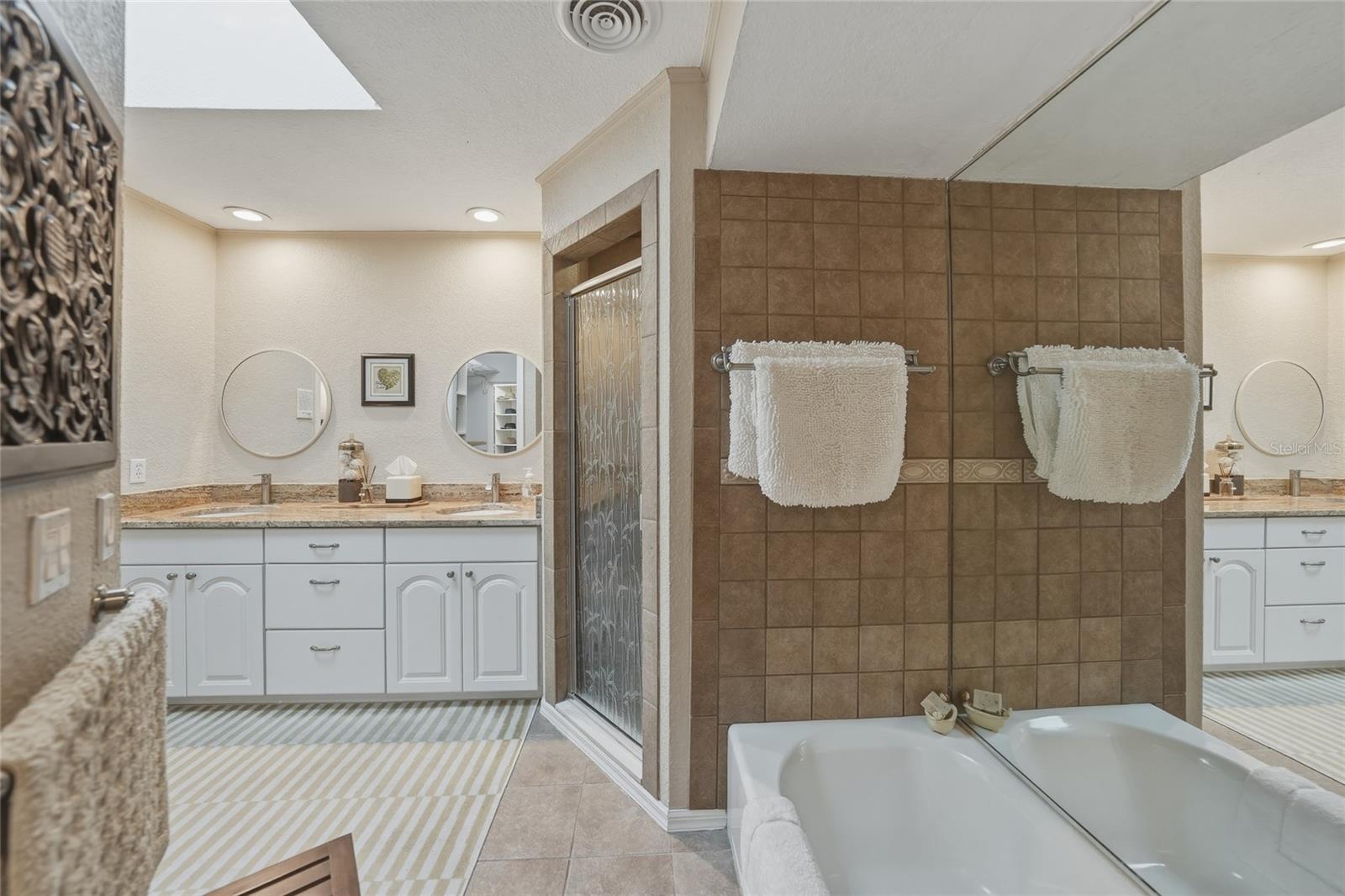 Image 33 of 63 For 803 Lucia Drive