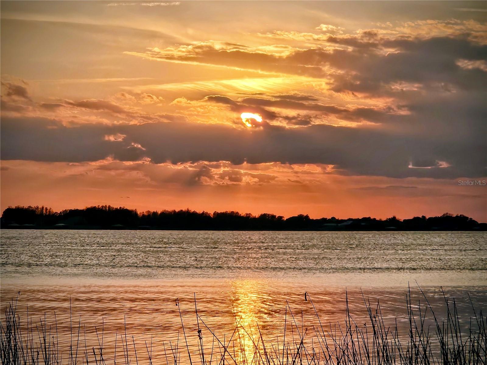 Image 30 of 35 For 715 Helen Street 5