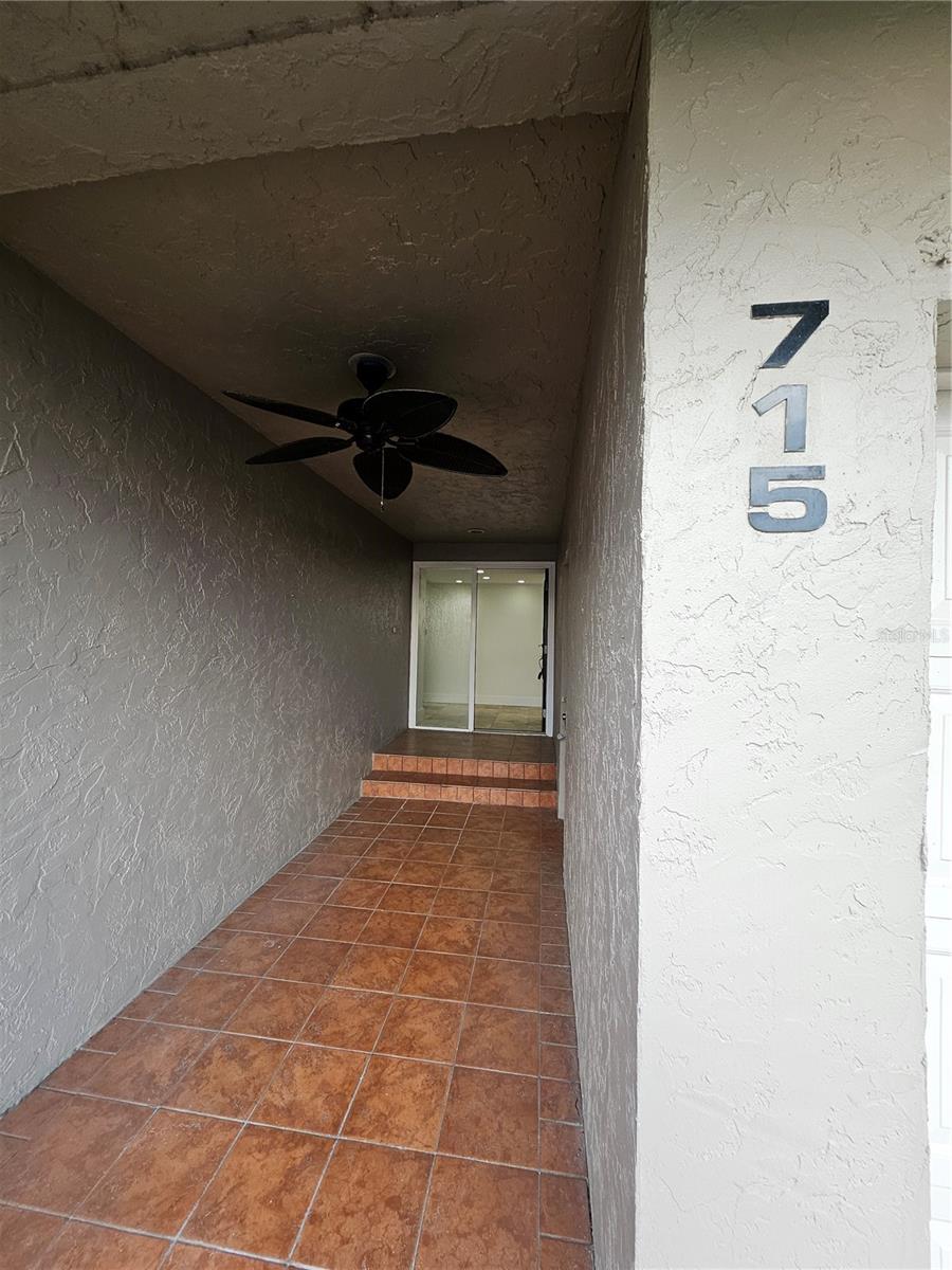 Image 33 of 35 For 715 Helen Street 5