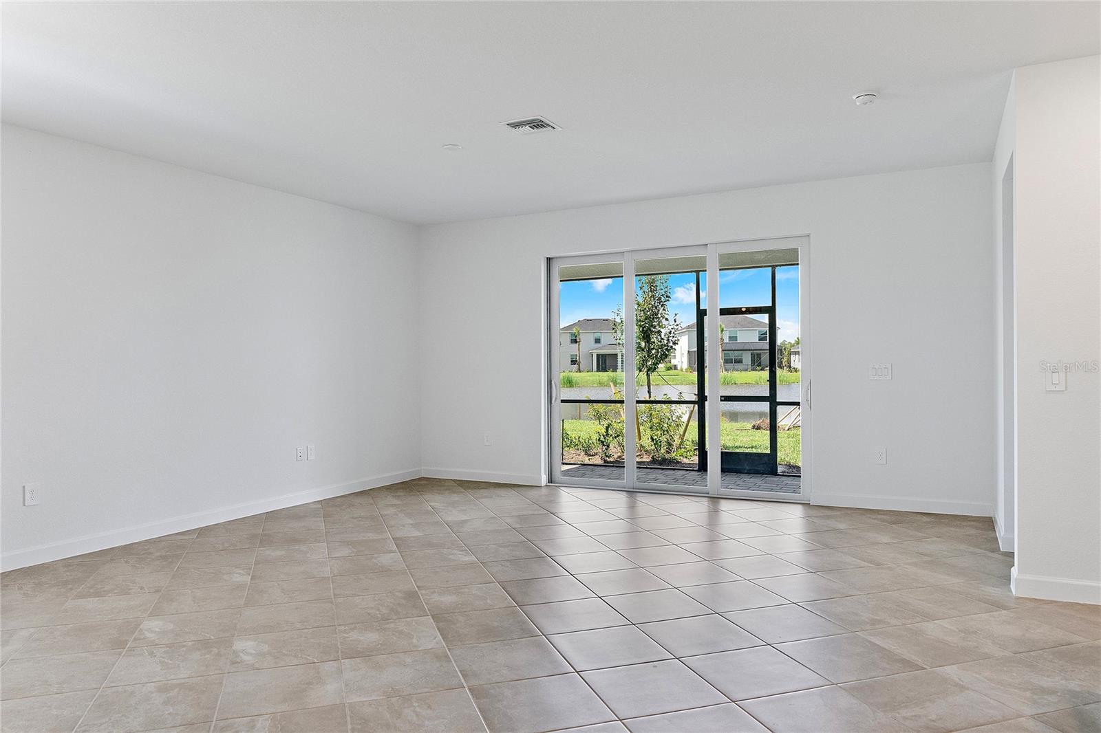 Image 16 of 45 For 15077 Anchorage Road