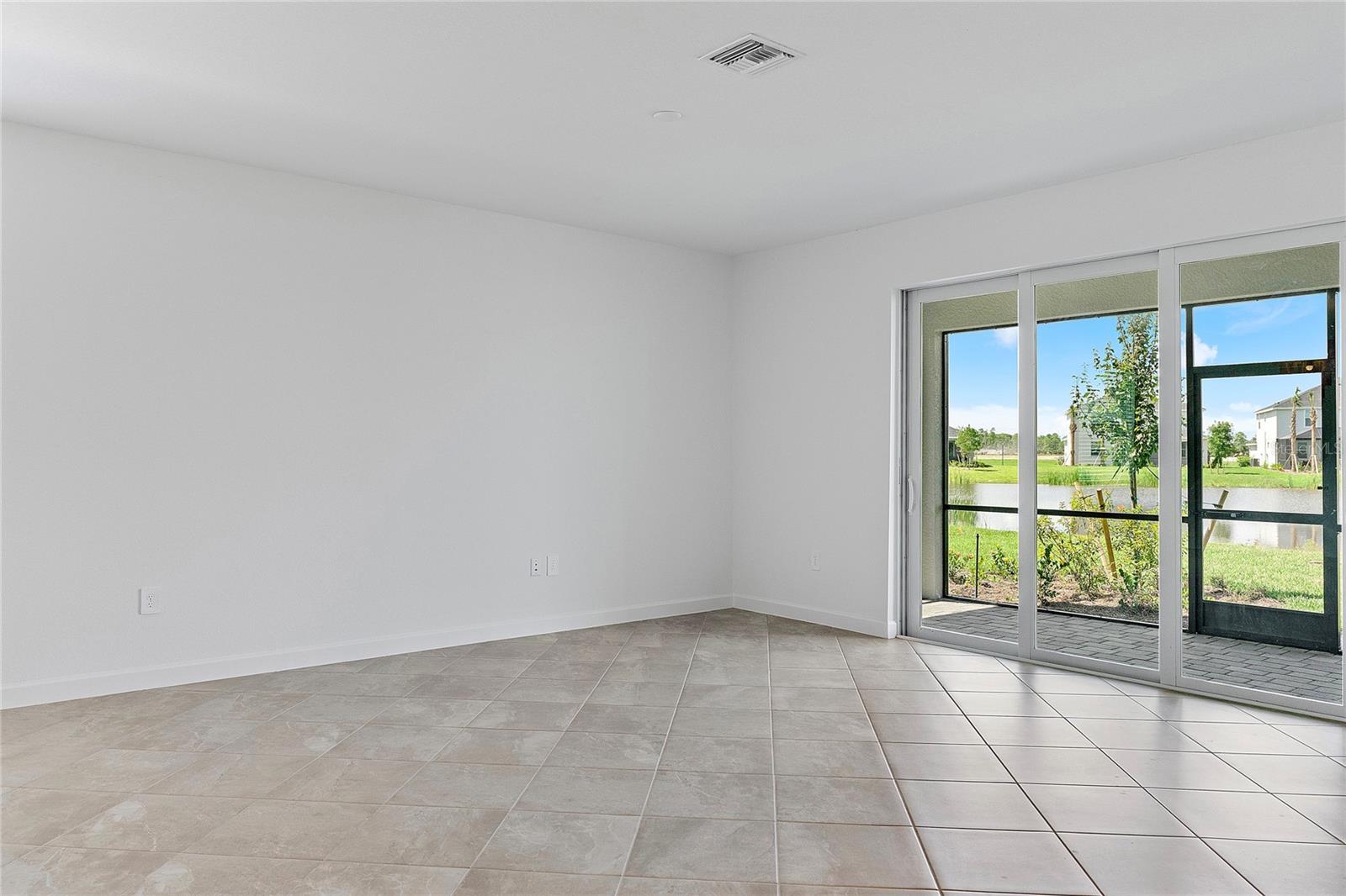 Image 17 of 45 For 15077 Anchorage Road