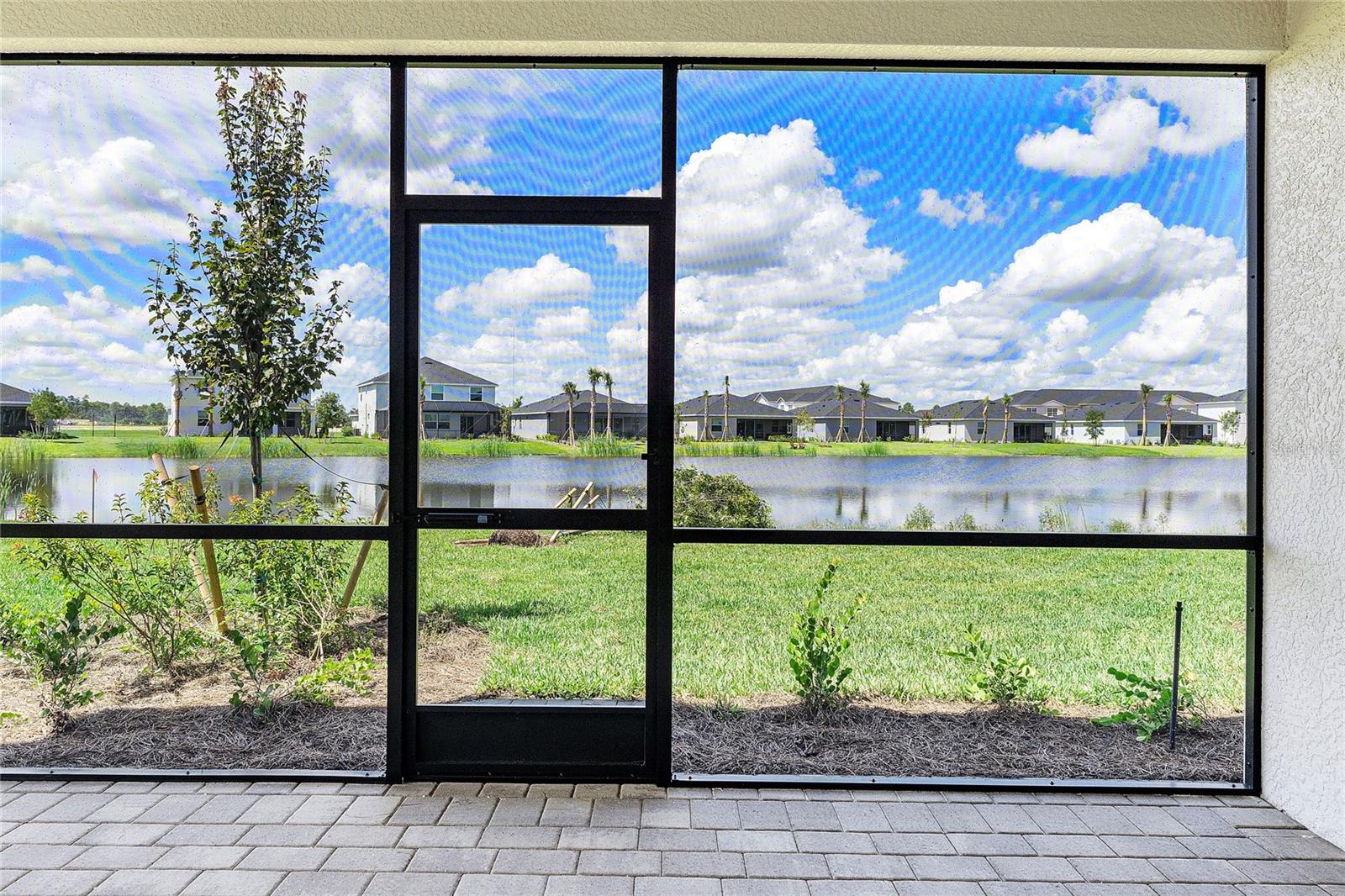 Image 18 of 45 For 15077 Anchorage Road