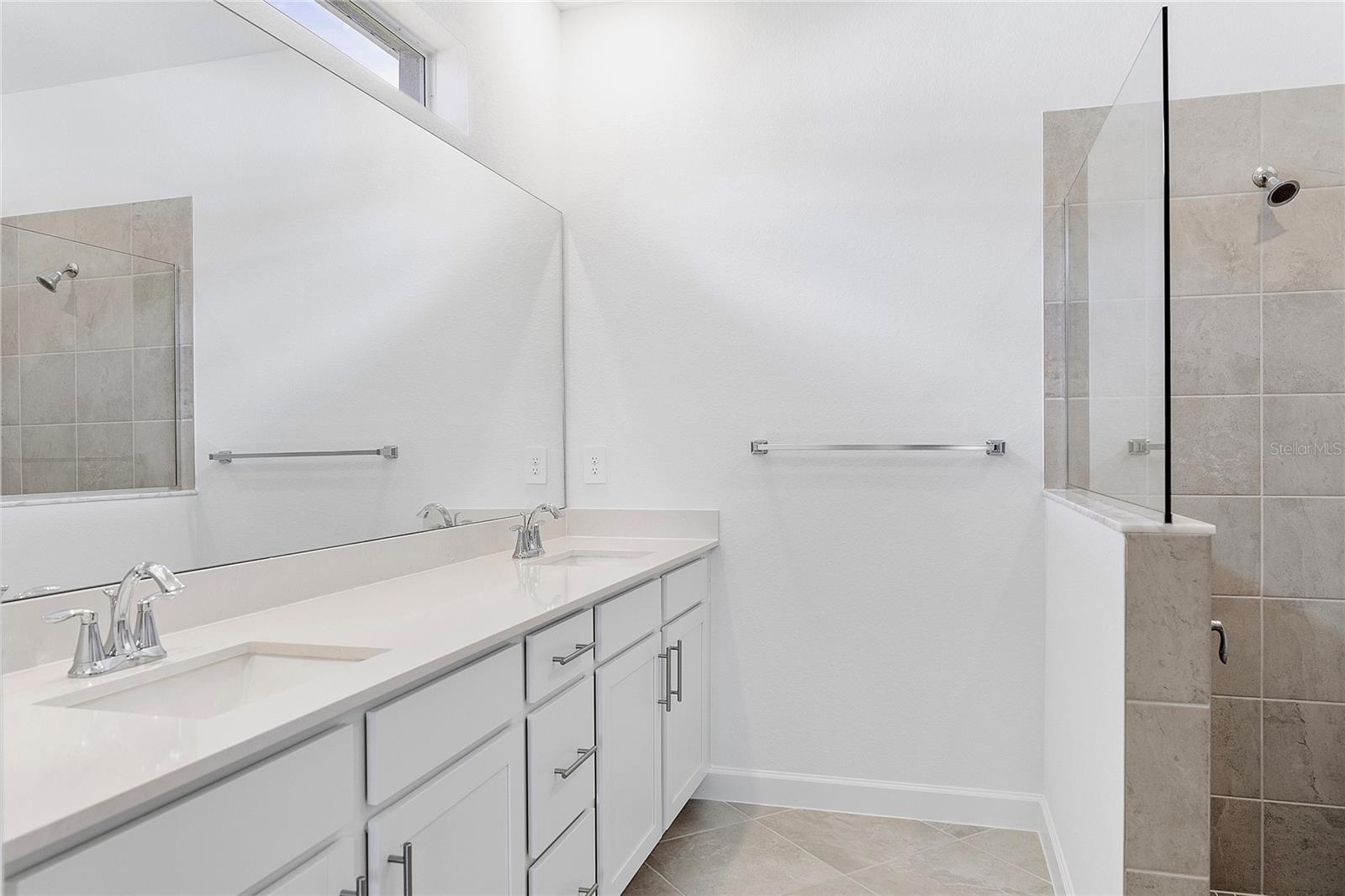 Image 23 of 45 For 15077 Anchorage Road