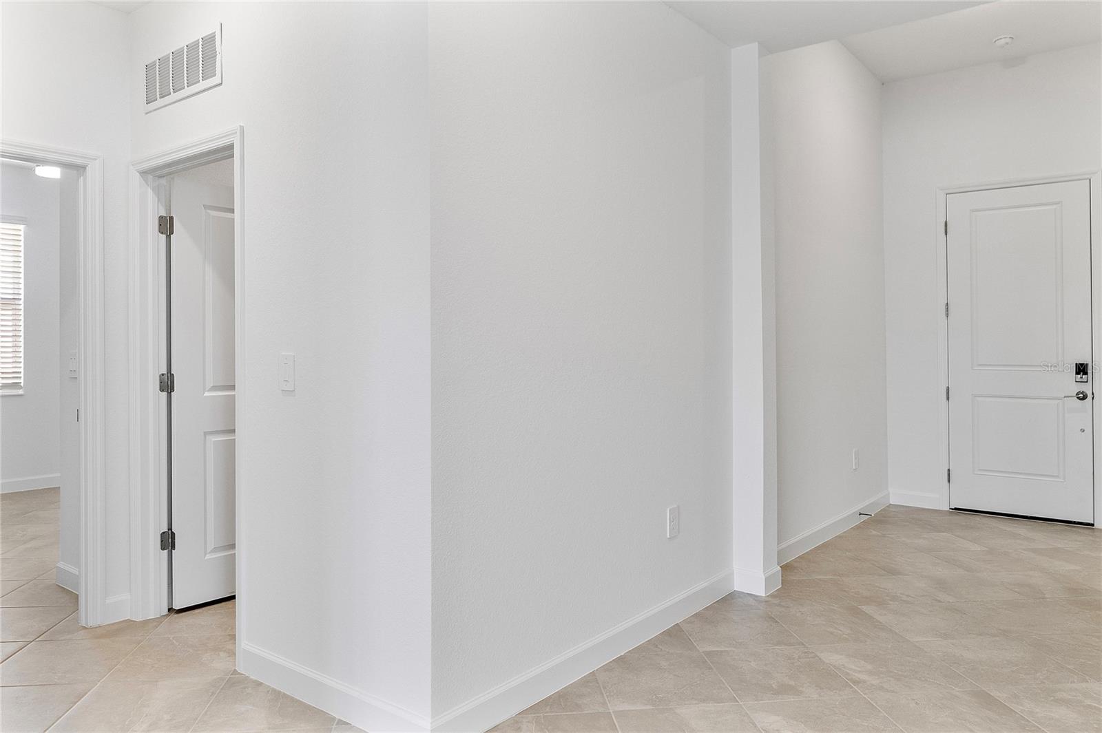 Image 7 of 45 For 15077 Anchorage Road