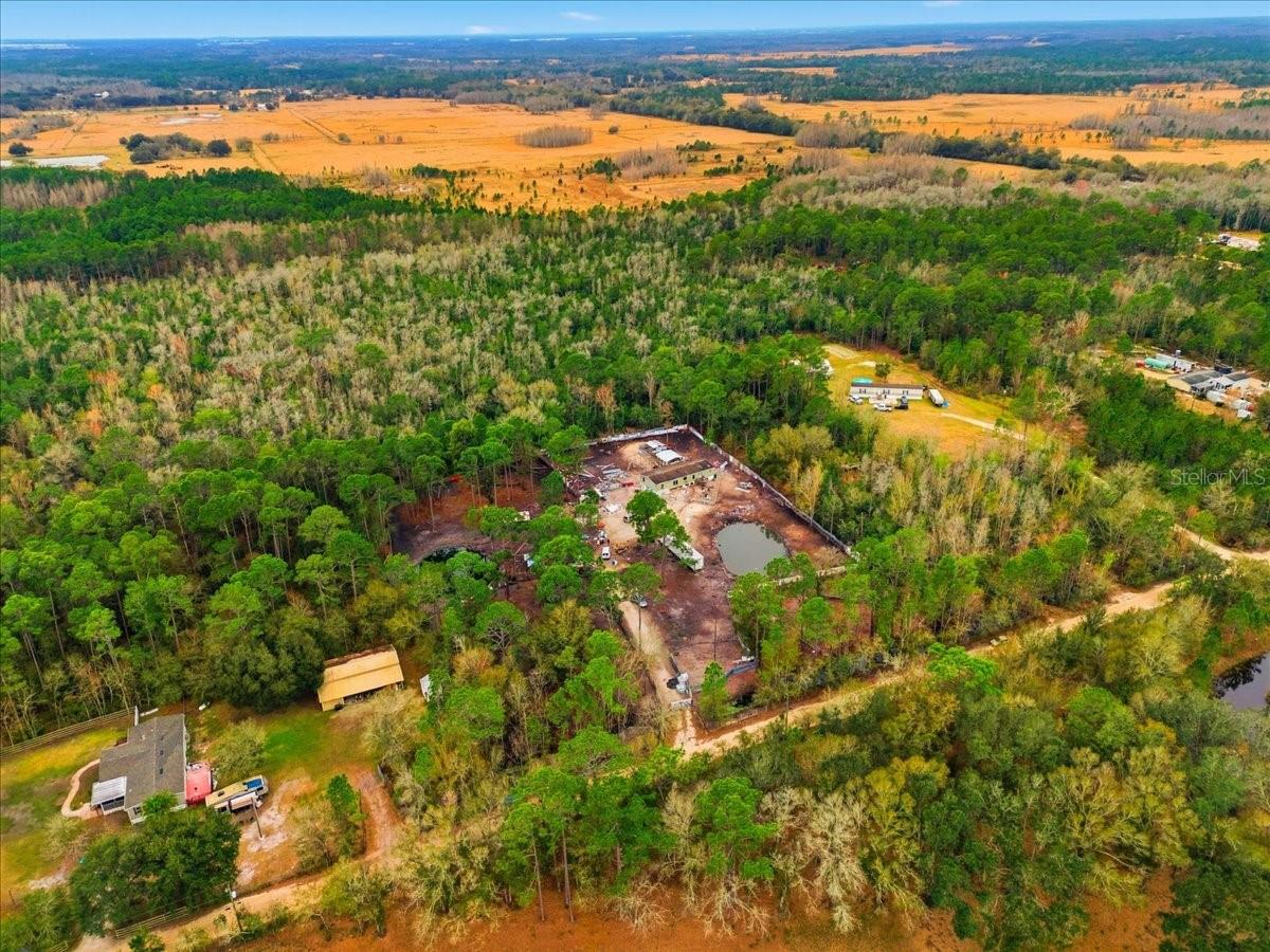 Image 2 of 20 For 6963 Sugarbush Lane