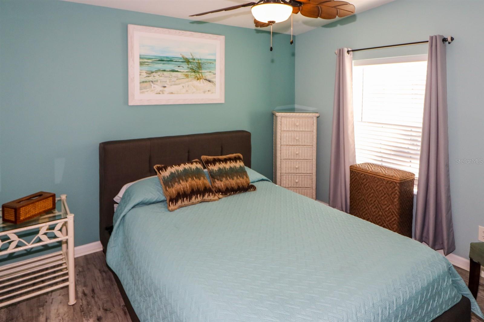 Image 16 of 38 For 29200 Jones Loop Road 522