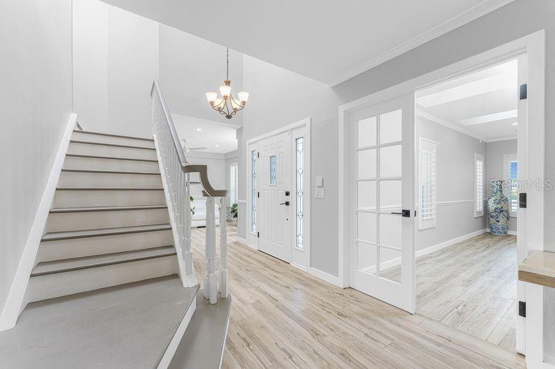 Image 18 of 57 For 139 Seville Place Sw