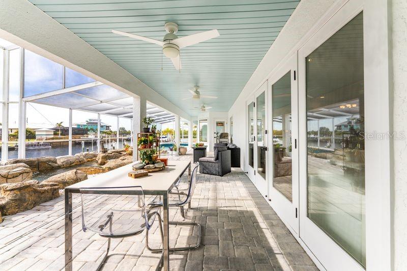 Image 44 of 57 For 139 Seville Place Sw