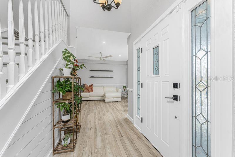 Image 7 of 57 For 139 Seville Place Sw