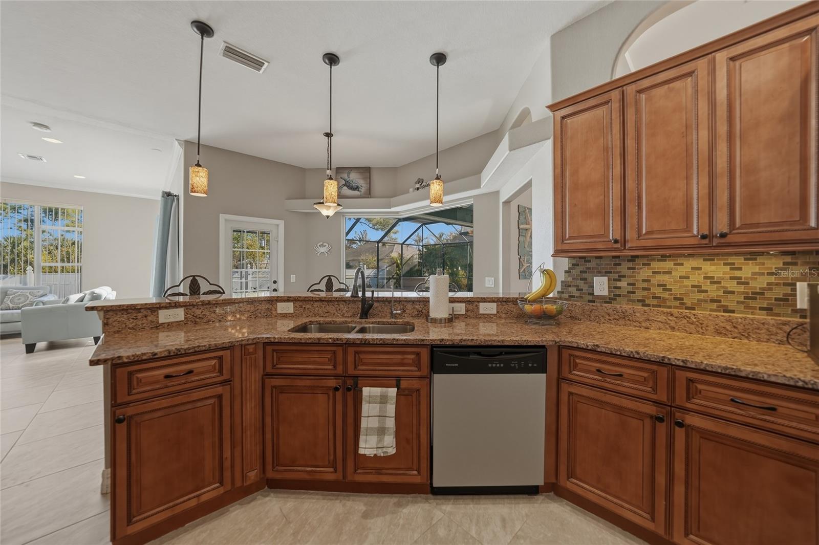 Image 11 of 56 For 1816 Northland Avenue