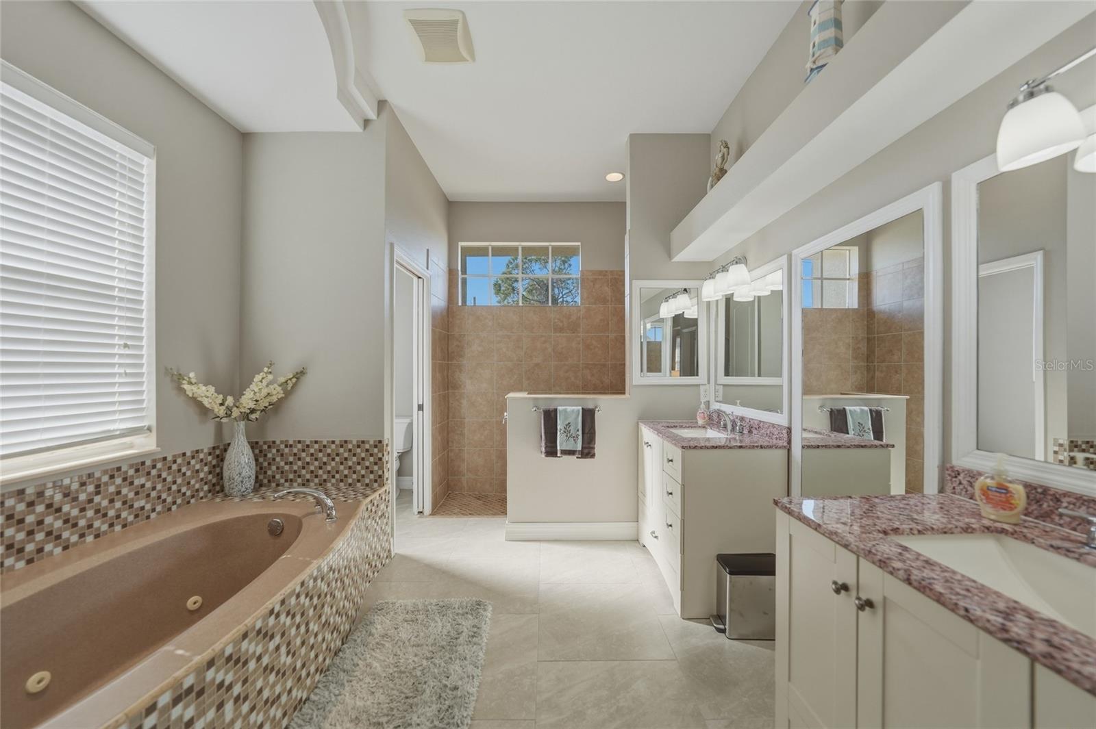 Image 26 of 56 For 1816 Northland Avenue