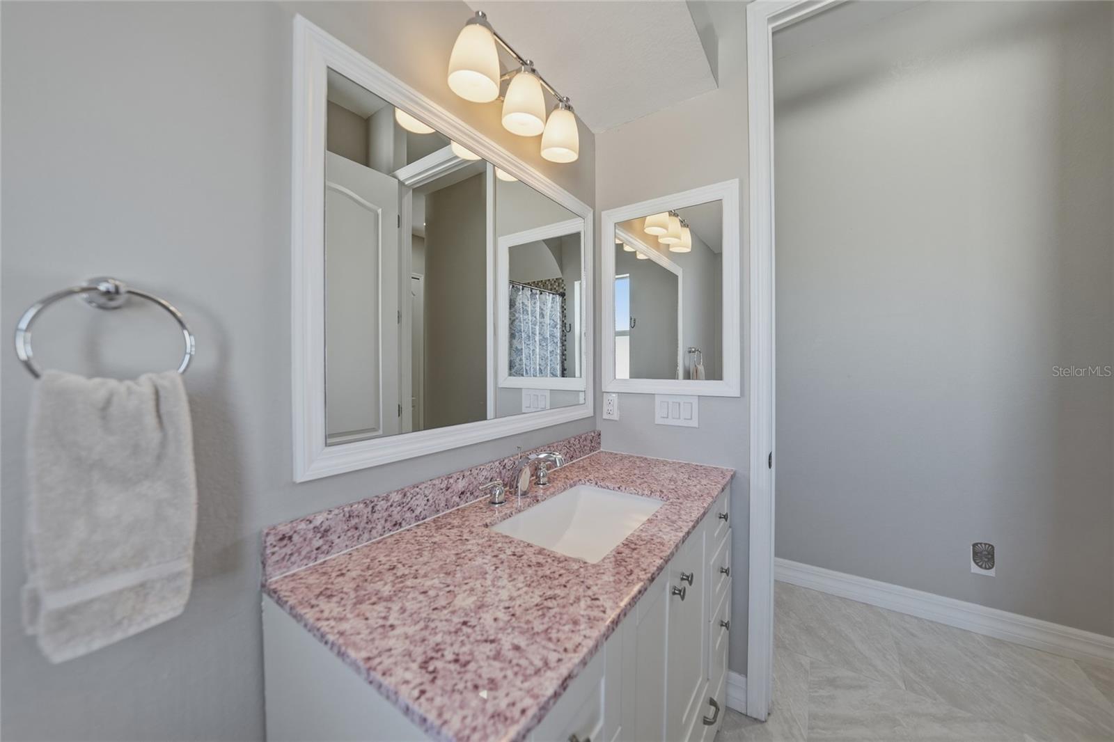 Image 37 of 56 For 1816 Northland Avenue