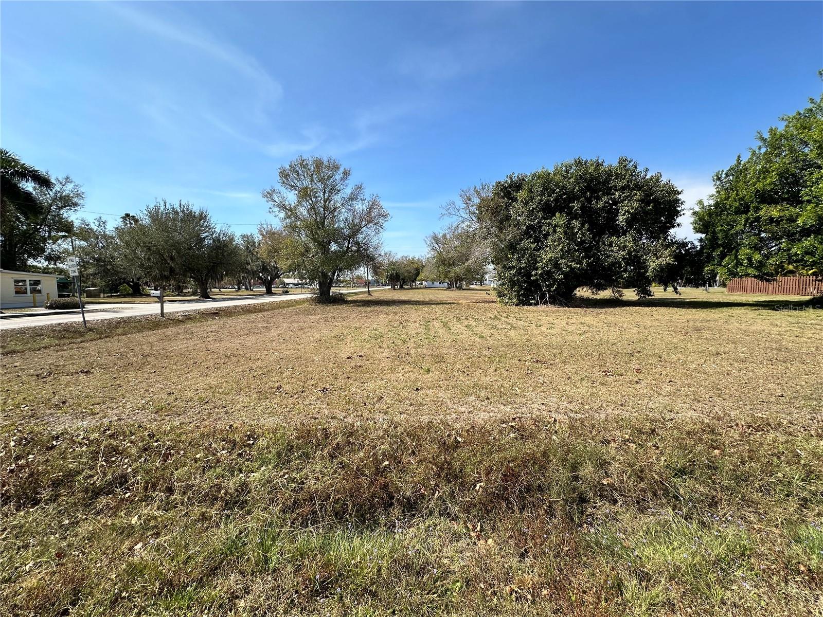 Image 10 of 12 For 350 Allen Street